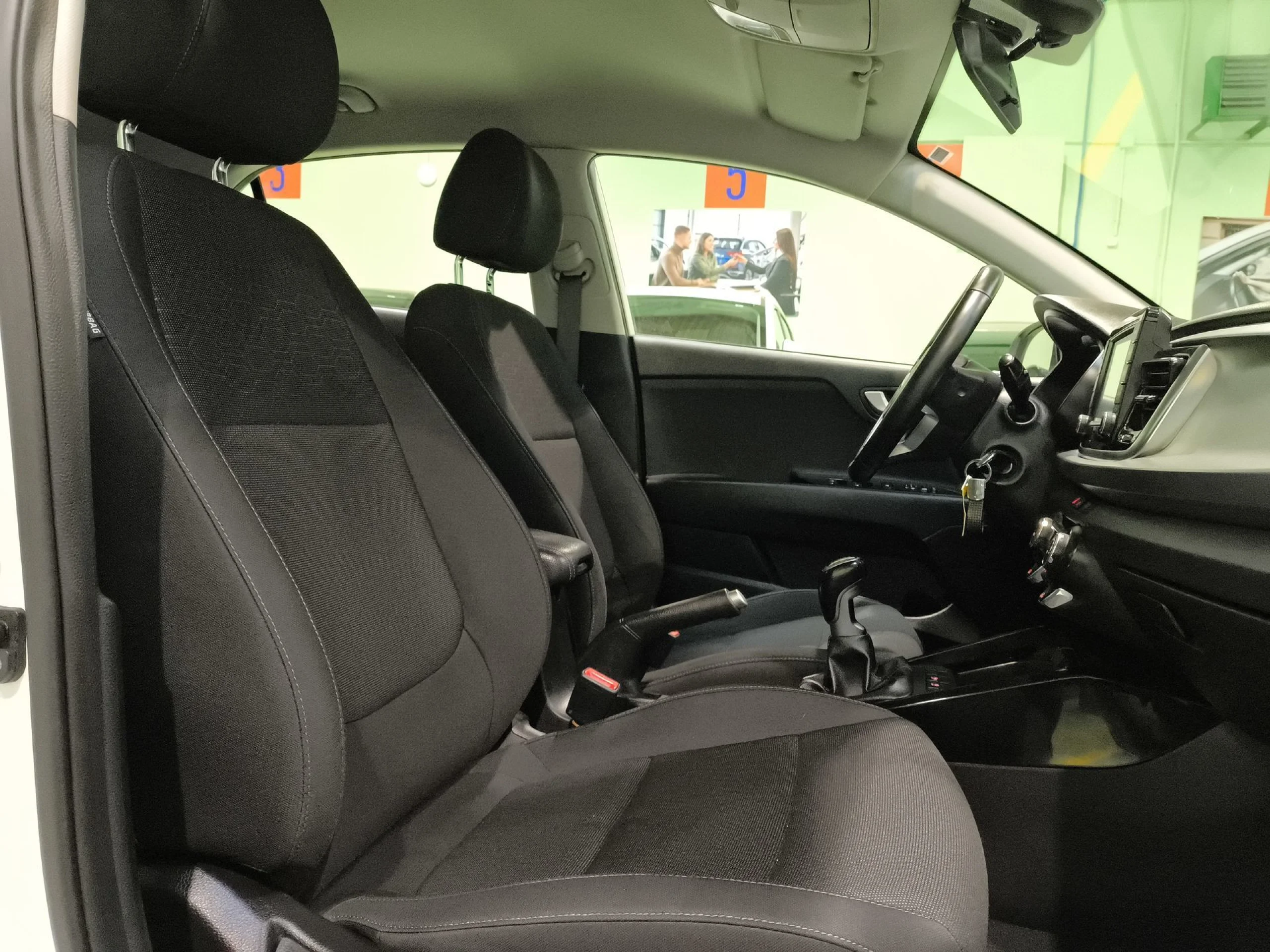 Kia Rio 1.0 T-GDi Drive 74 kW (100 CV) - Foto 23