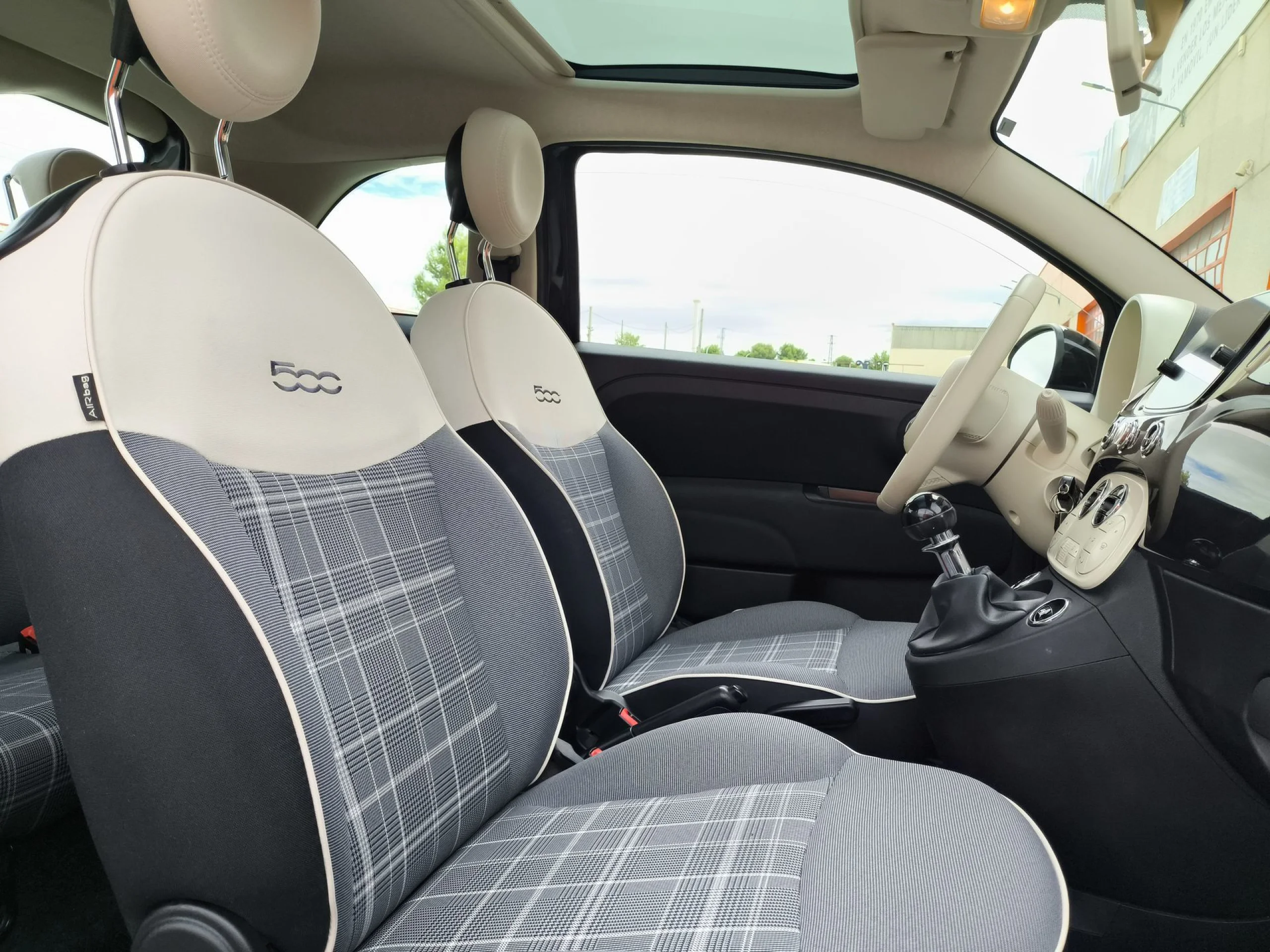Fiat 500 1.0 6v GSE Lounge 51 kW (70 CV) - Foto 28