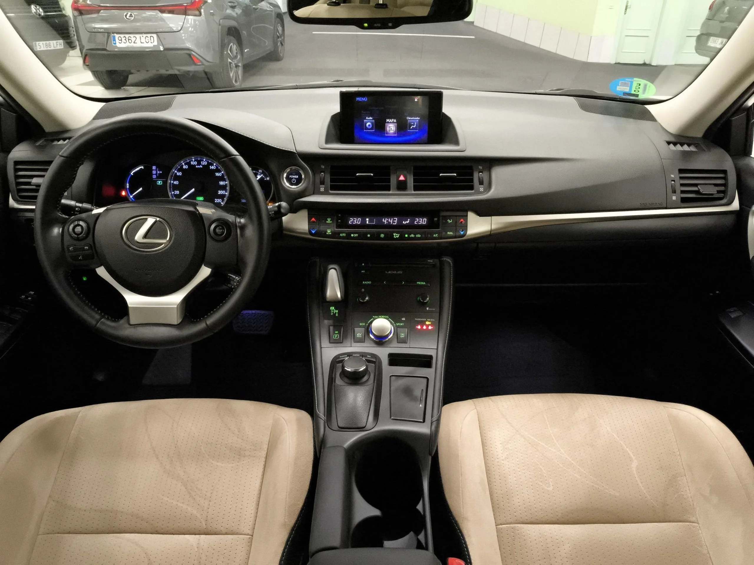 Lexus CT 200h Executive 100 kW (136 CV) - Foto 11