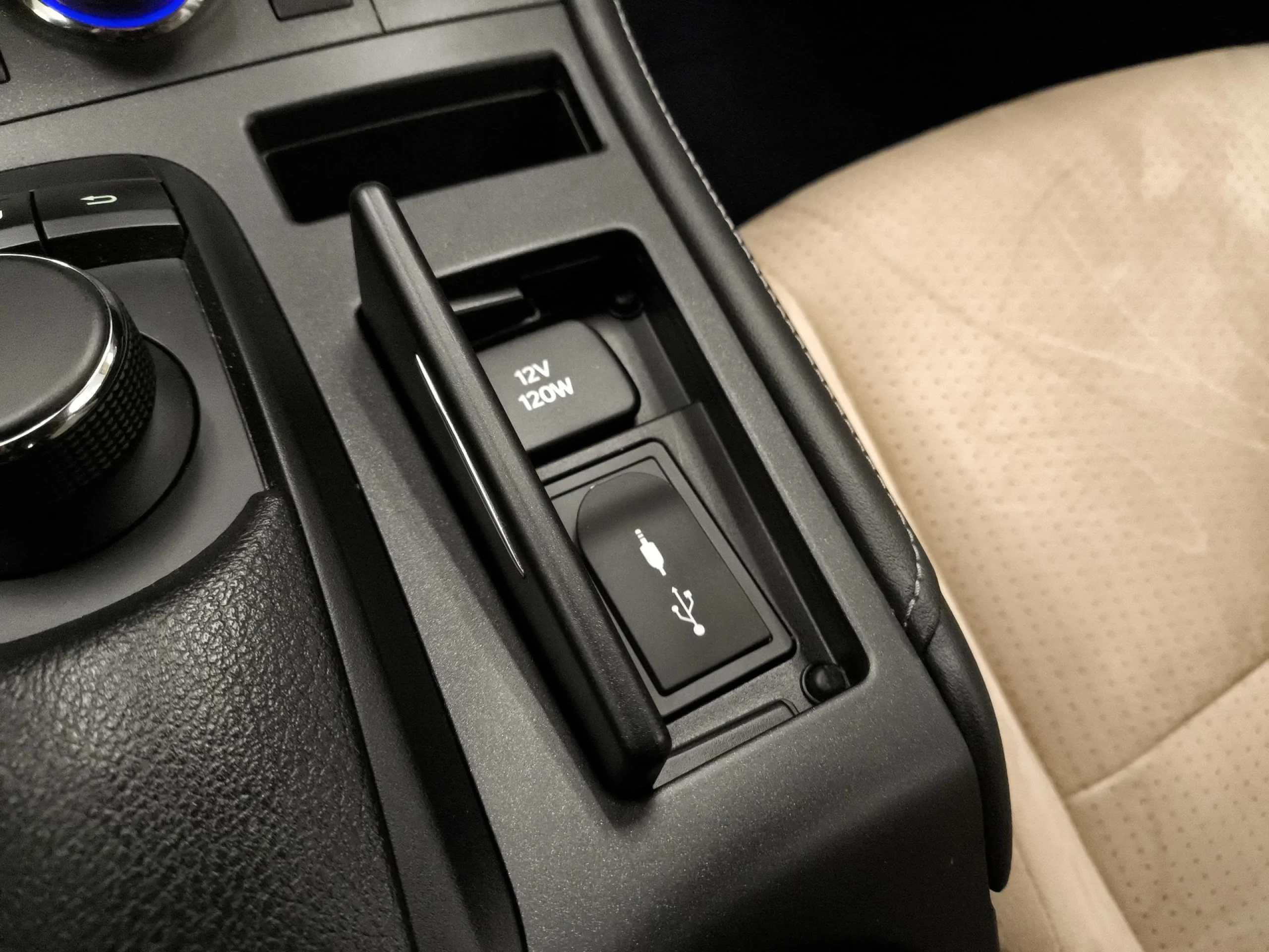 Lexus CT 200h Executive 100 kW (136 CV) - Foto 20