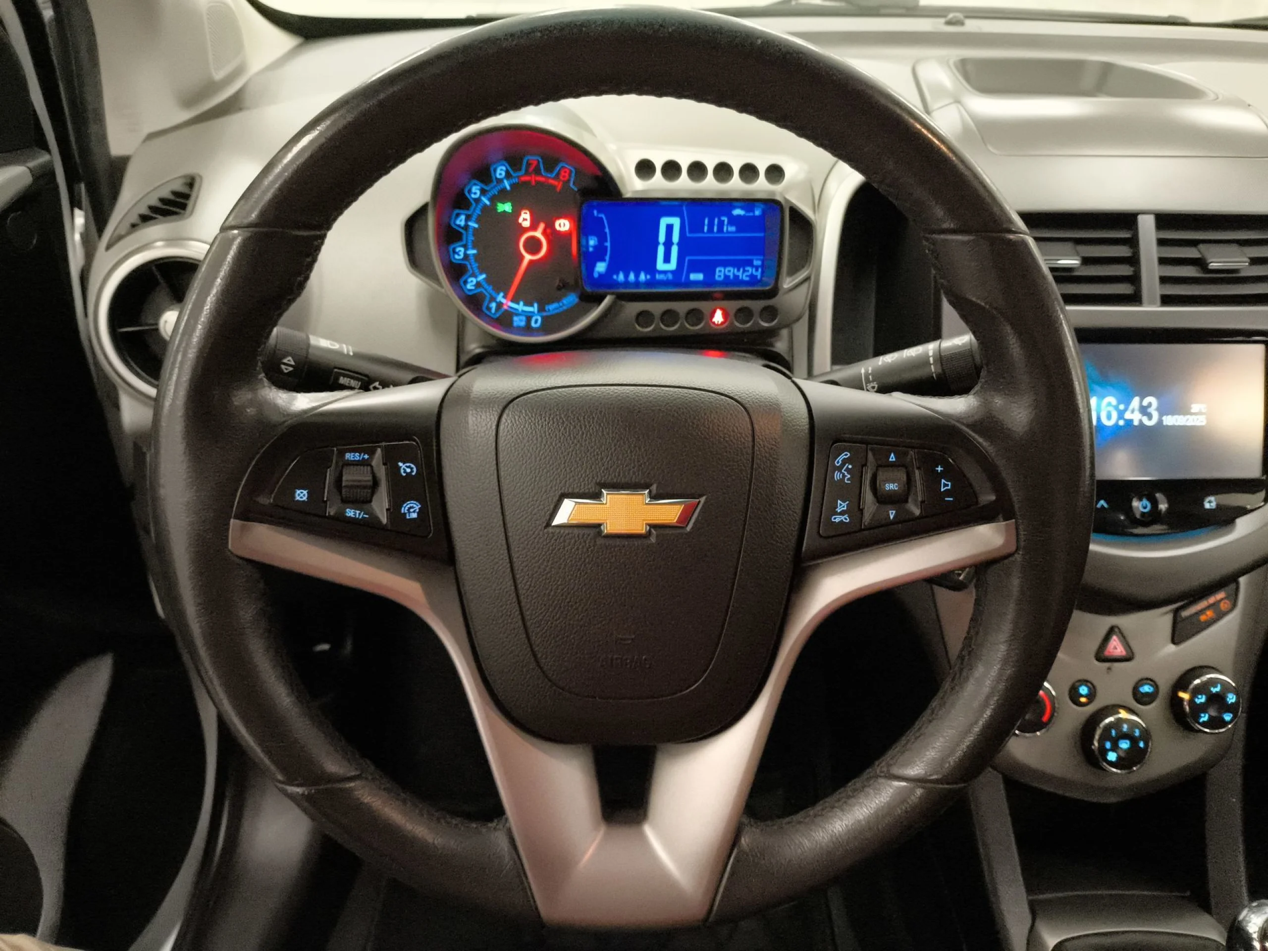 Chevrolet Aveo 1.4 LTZ 74 kW (100 CV) - Foto 13