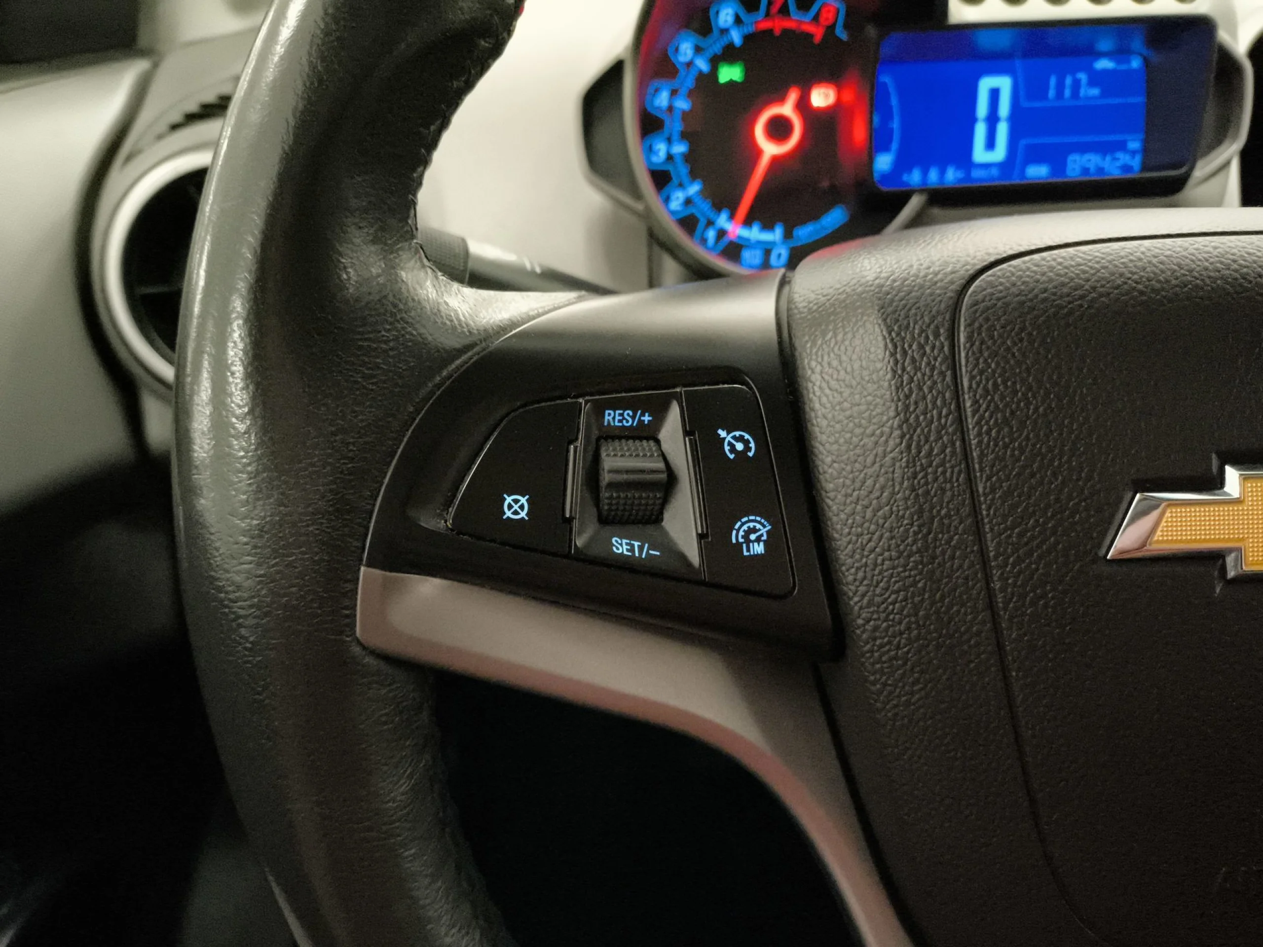 Chevrolet Aveo 1.4 LTZ 74 kW (100 CV) - Foto 14