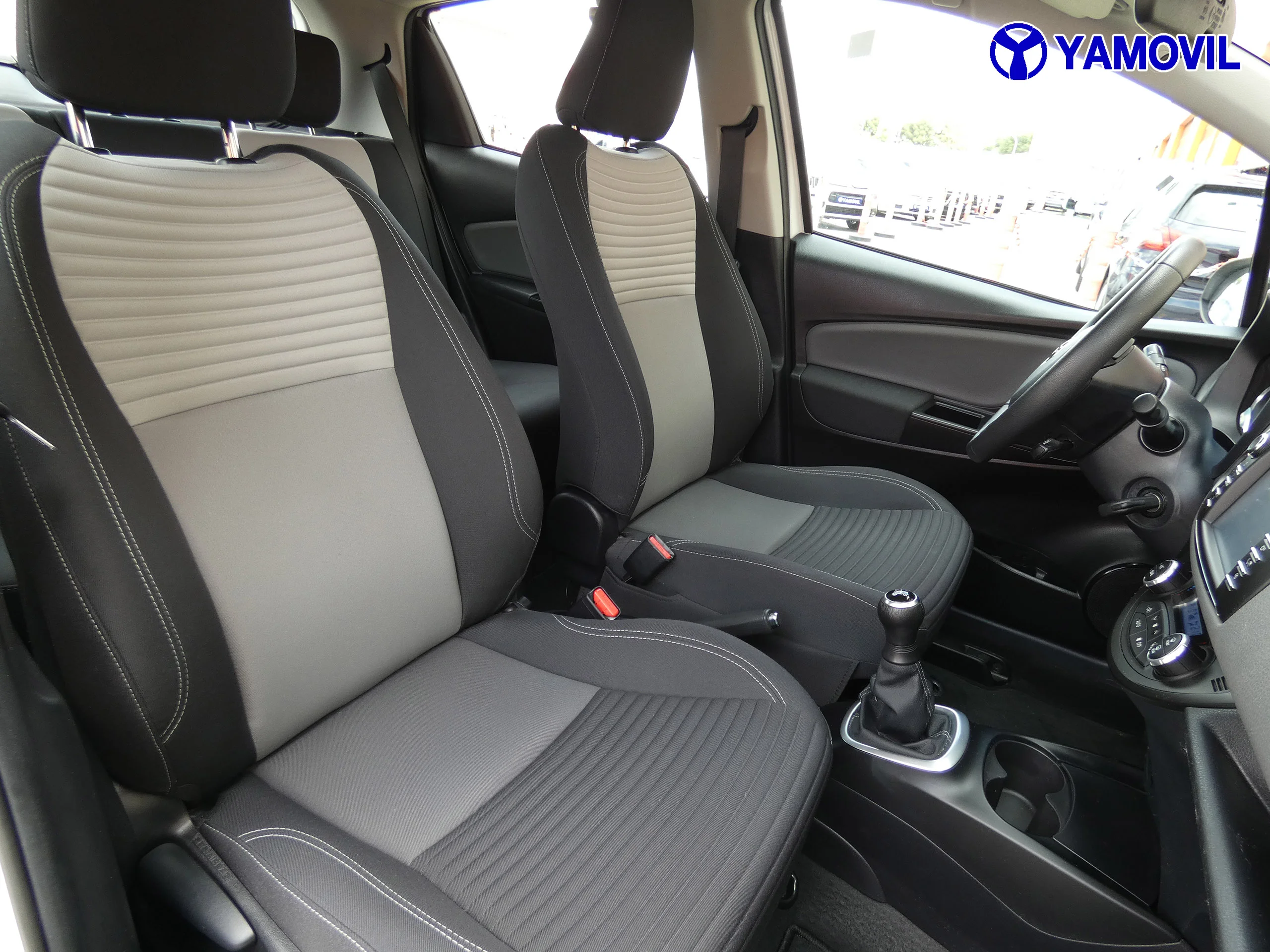 Toyota Yaris 1.0 ACTIVE TECH 5P - Foto 15