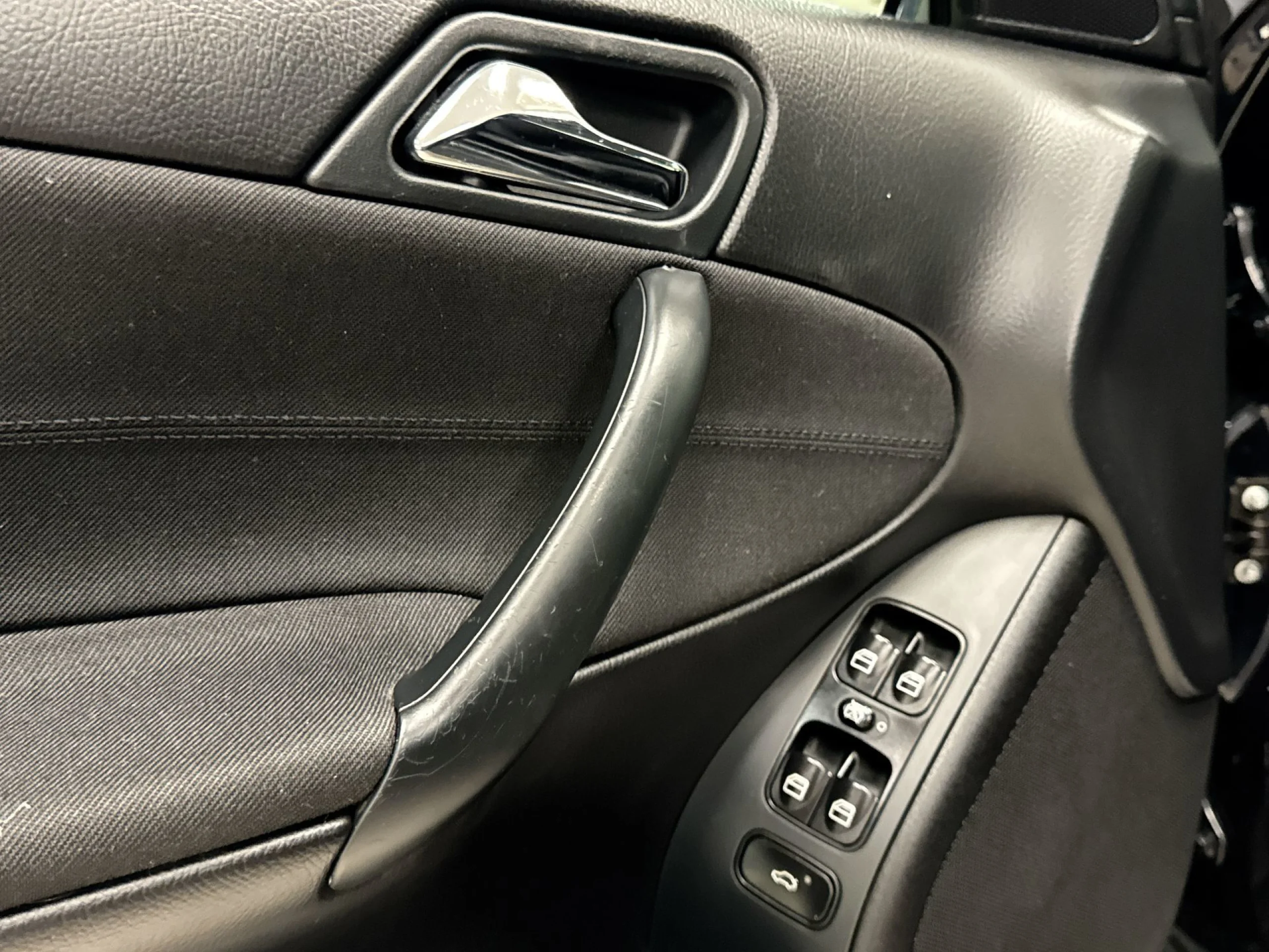 Mercedes-Benz Clase C C 180 K Sport Edition 105 kW (143 CV) - Foto 10