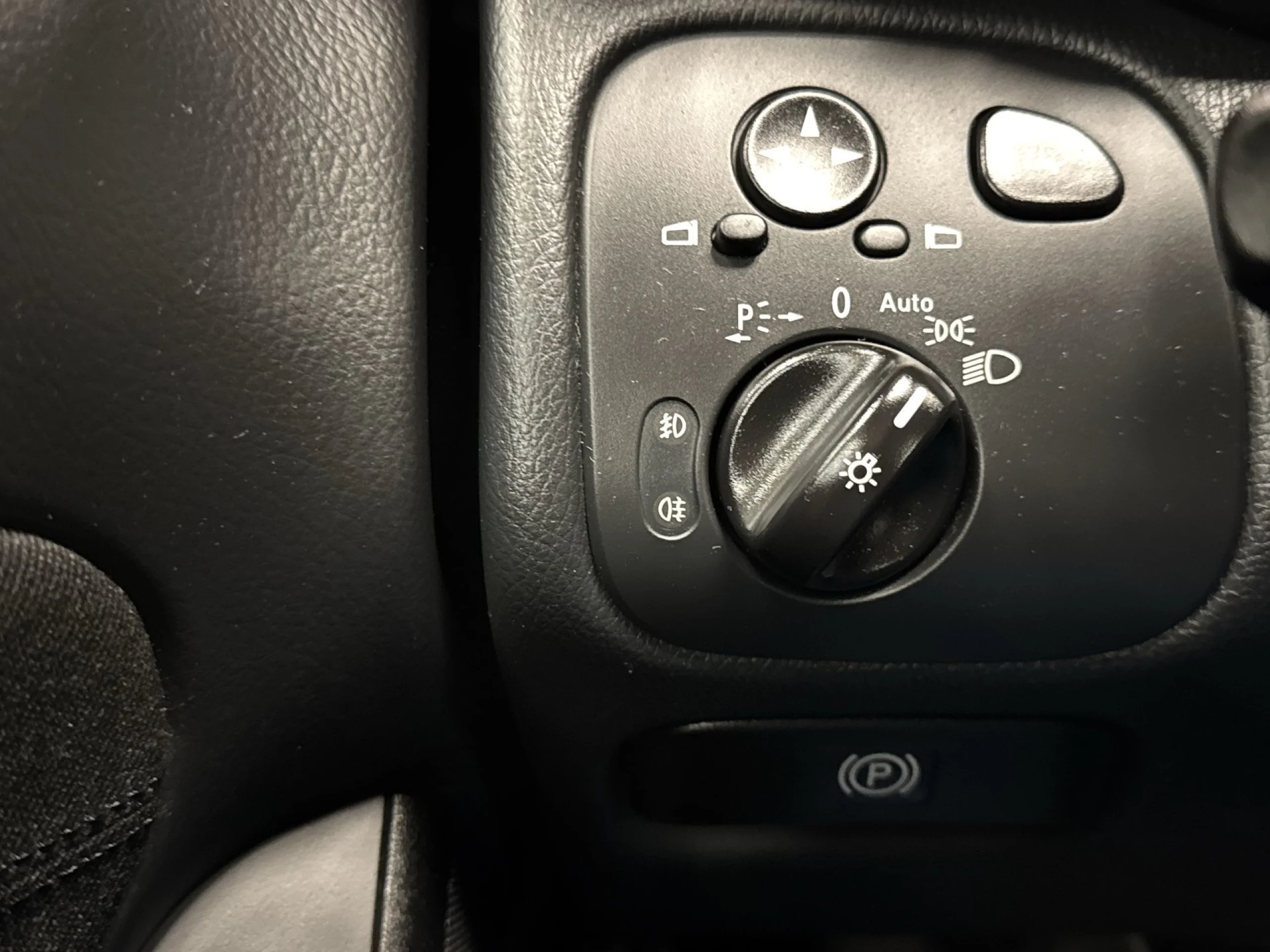 Mercedes-Benz Clase C C 180 K Sport Edition 105 kW (143 CV) - Foto 12