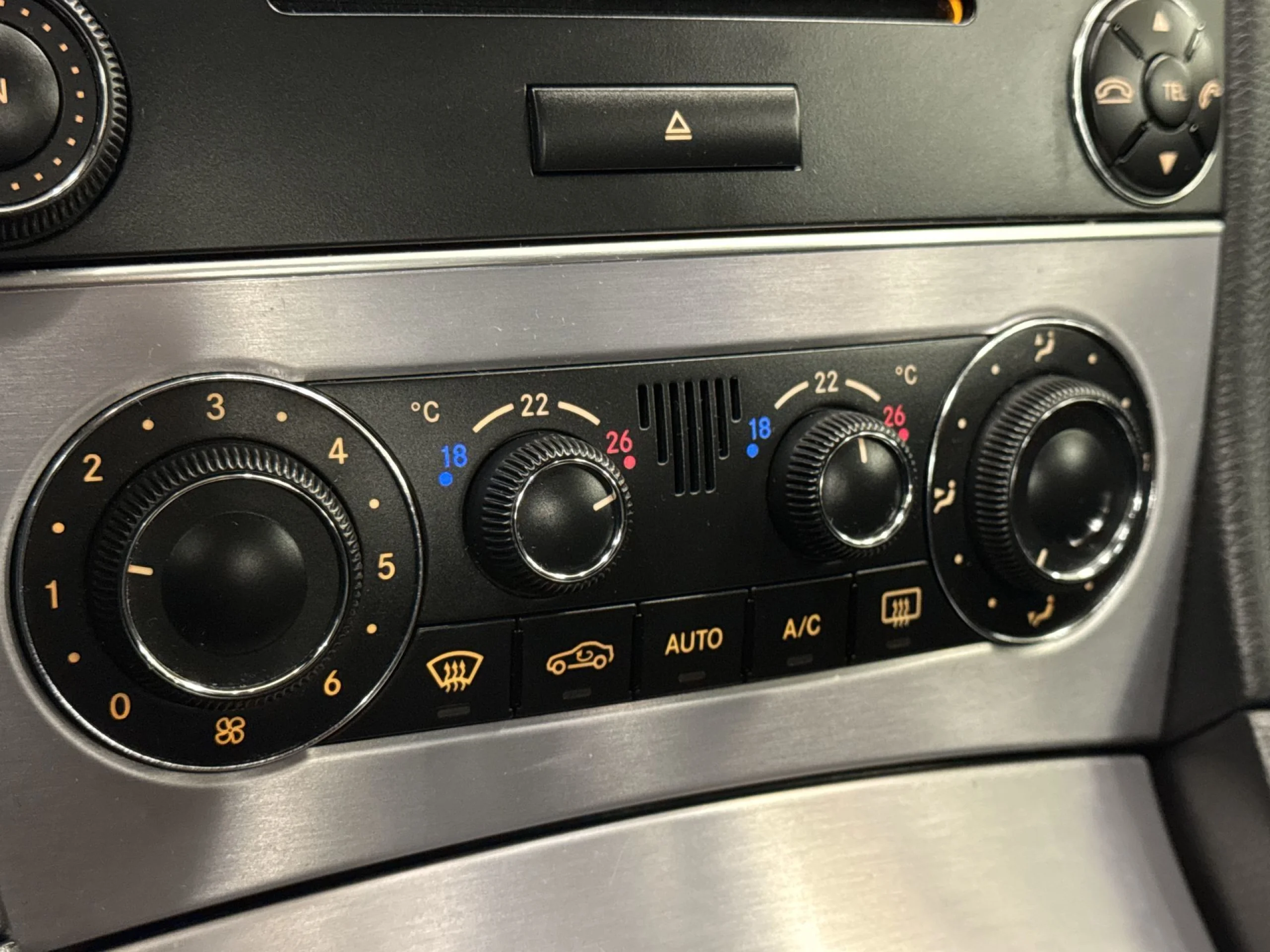 Mercedes-Benz Clase C C 180 K Sport Edition 105 kW (143 CV) - Foto 16