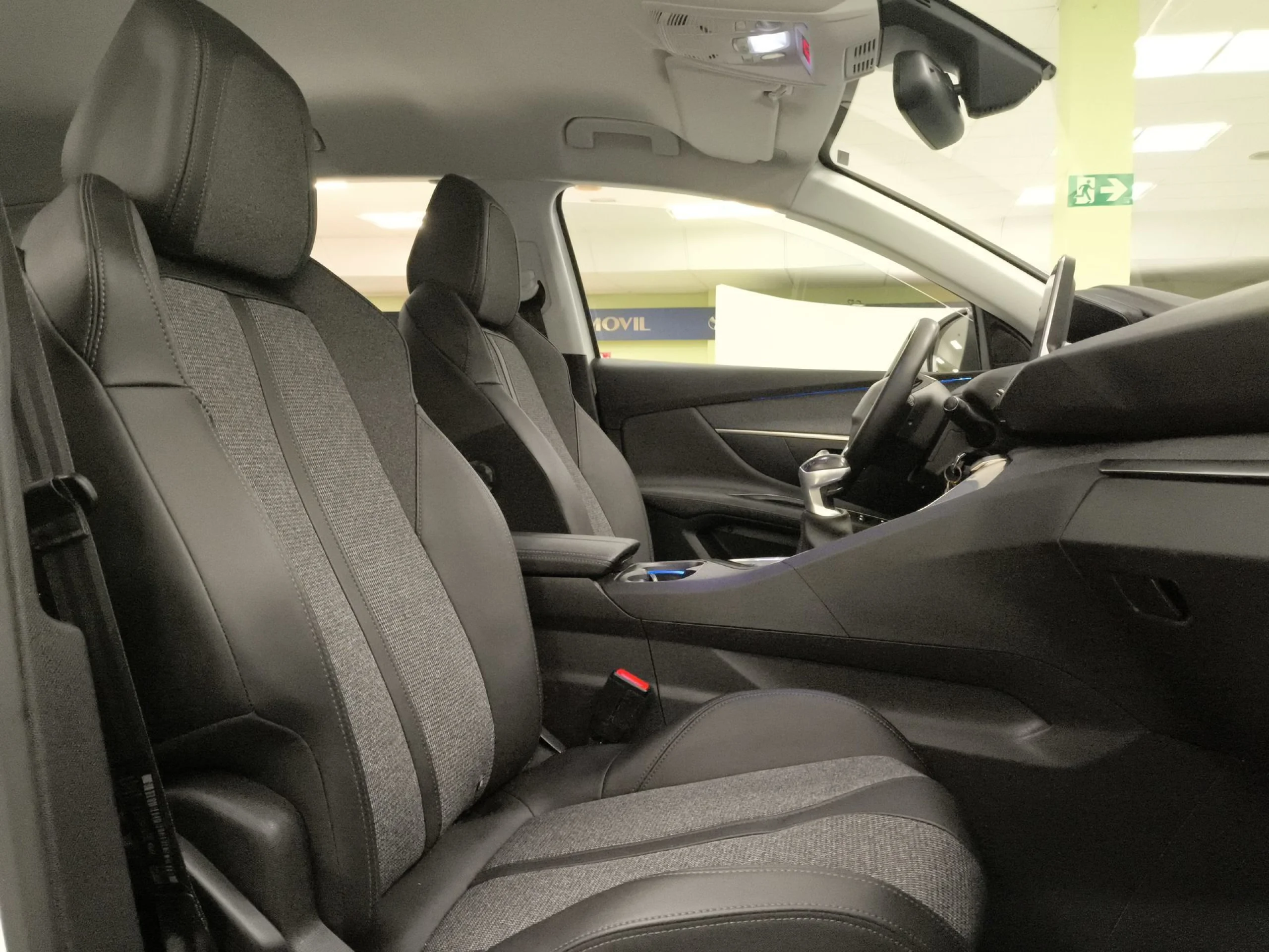 Peugeot 3008 PureTech 130 SANDS Allure 96 kW (130 CV) - Foto 20