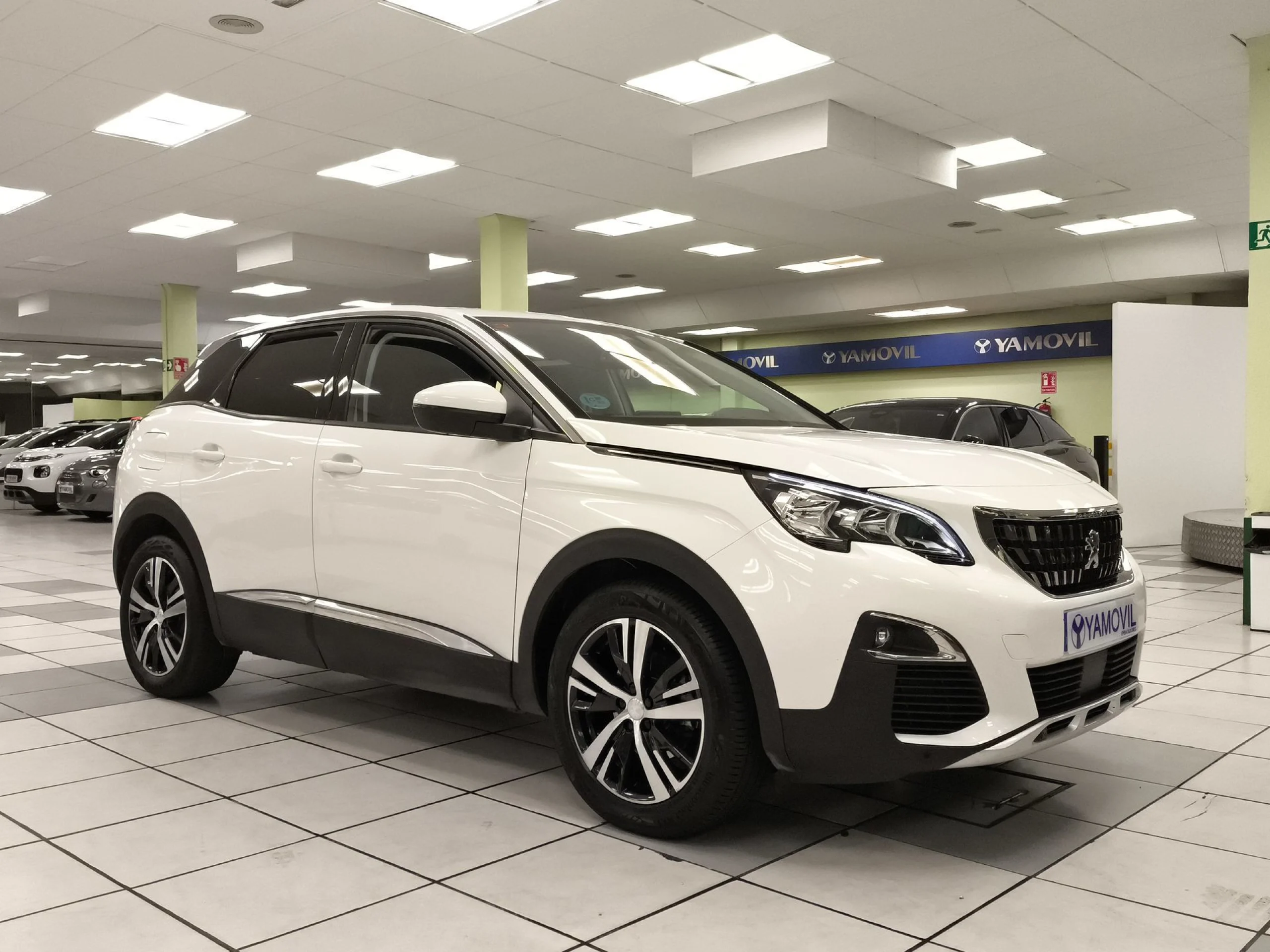 Peugeot 3008 PureTech 130 SANDS Allure 96 kW (130 CV) - Foto 2