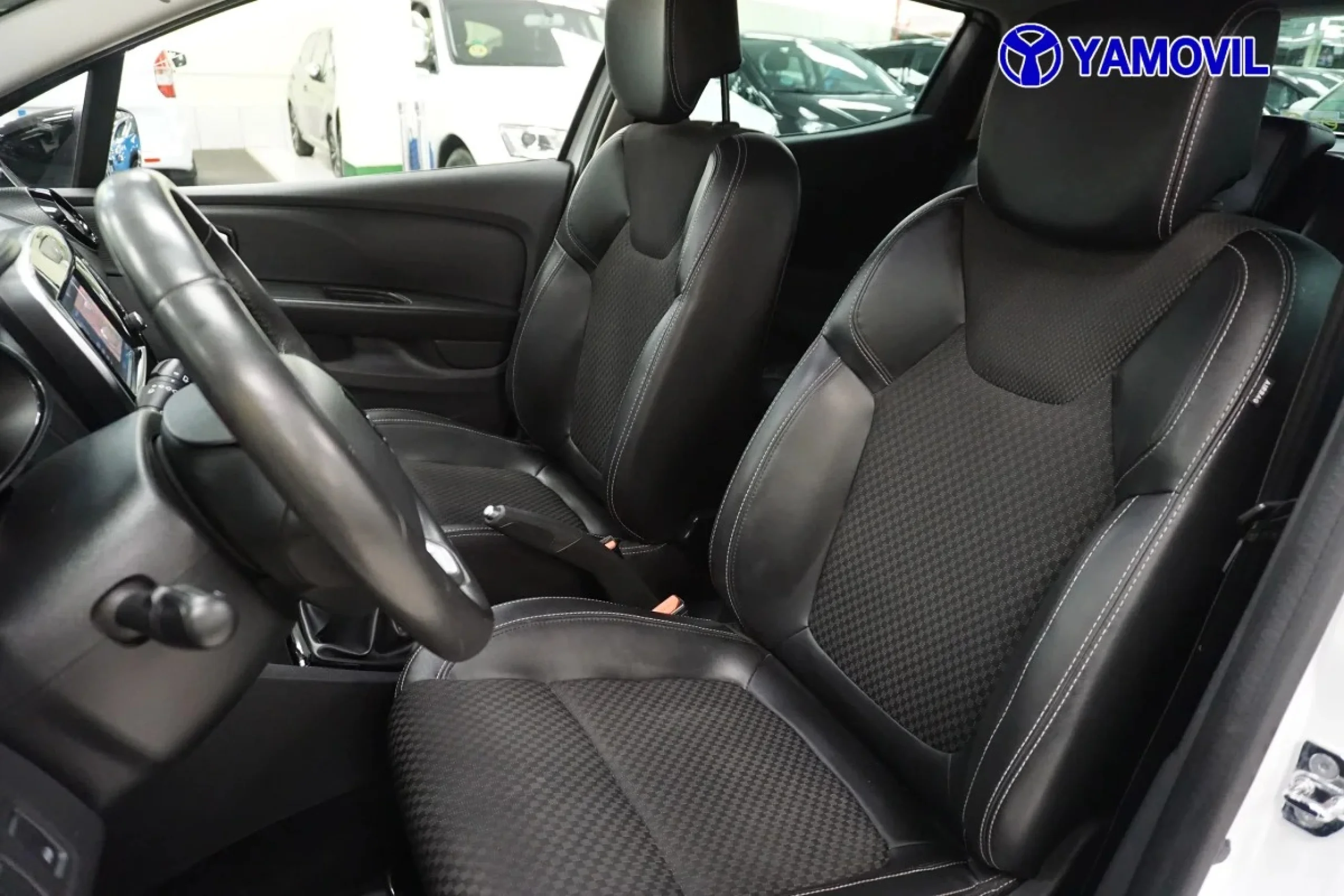 Renault Clio Zen Energy TCe 88 kW (120 CV) - Foto 13