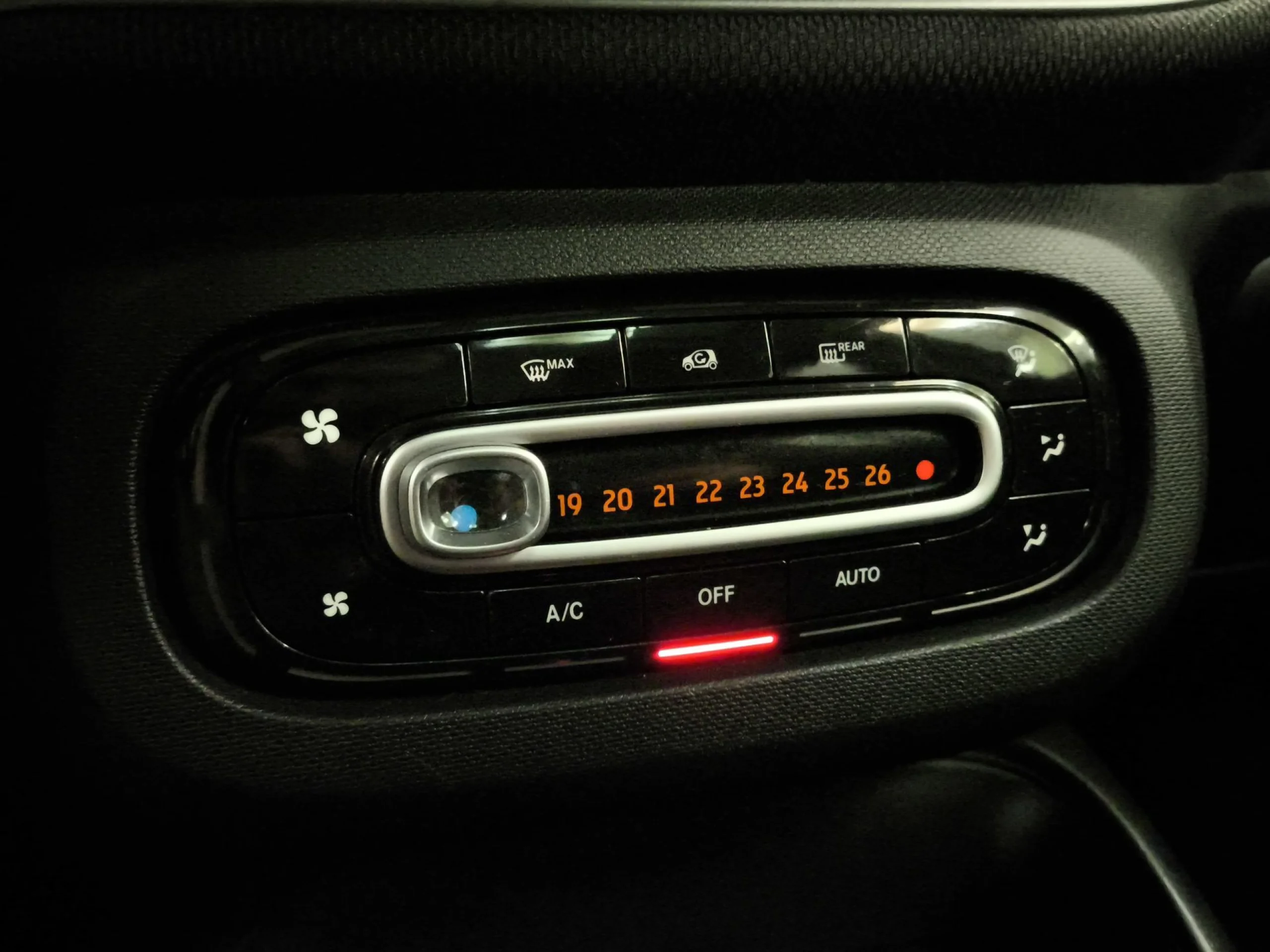 Smart ForFour EQ 60 kW (82 CV) - Foto 22