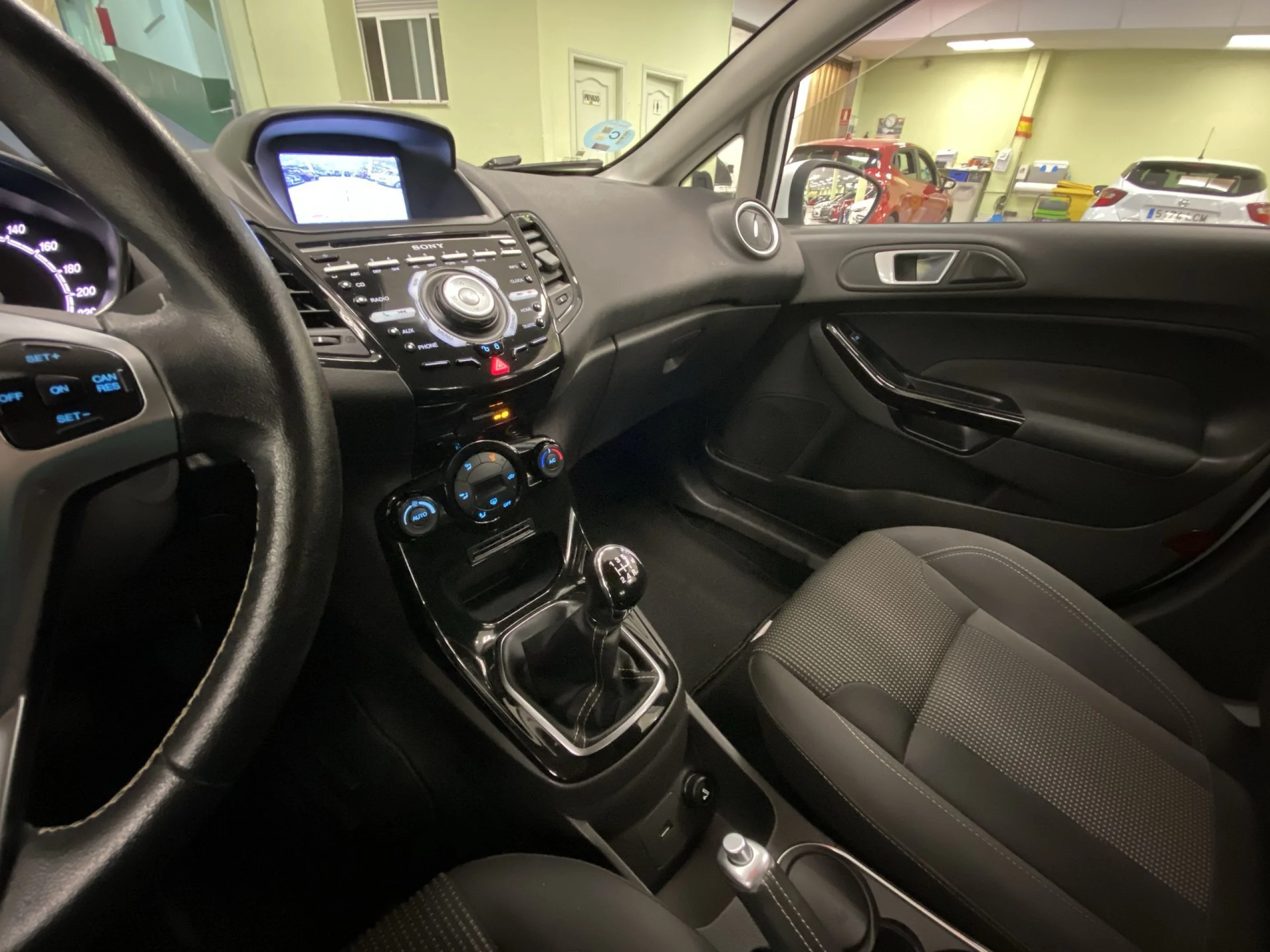 Ford Fiesta 1.0 EcoBoost Titanium 74 kW (100 CV) - Foto 17