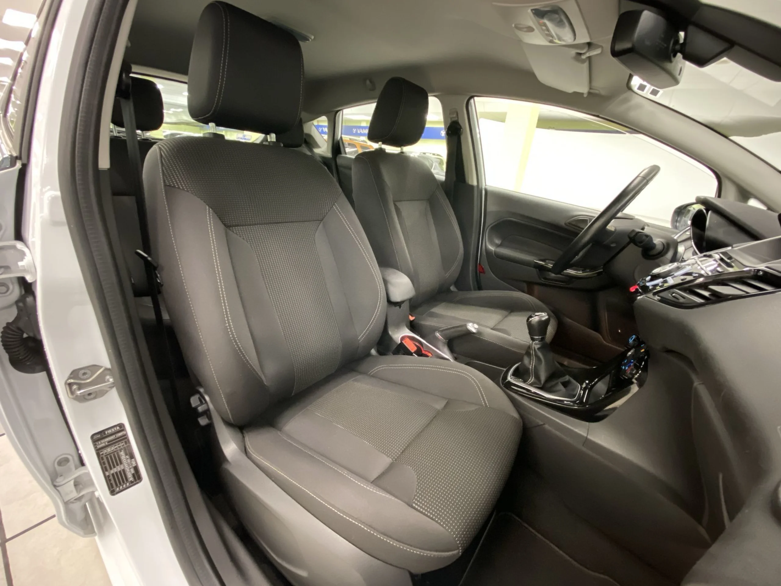 Ford Fiesta 1.0 EcoBoost Titanium 74 kW (100 CV) - Foto 20