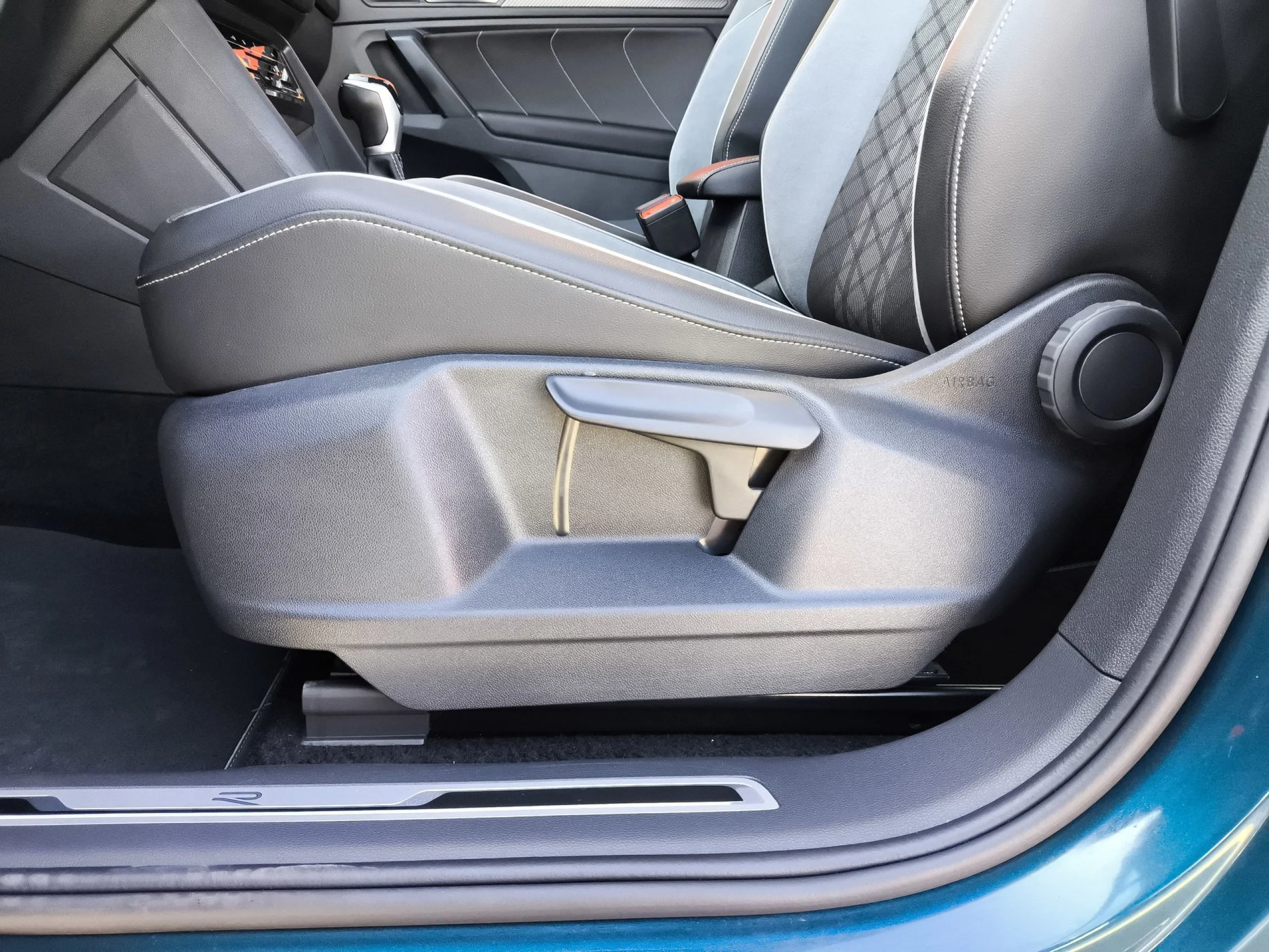 Volkswagen Tiguan R-Line 1.4 TSI eHybrid 180 kW (245 CV) DSG - Foto 9