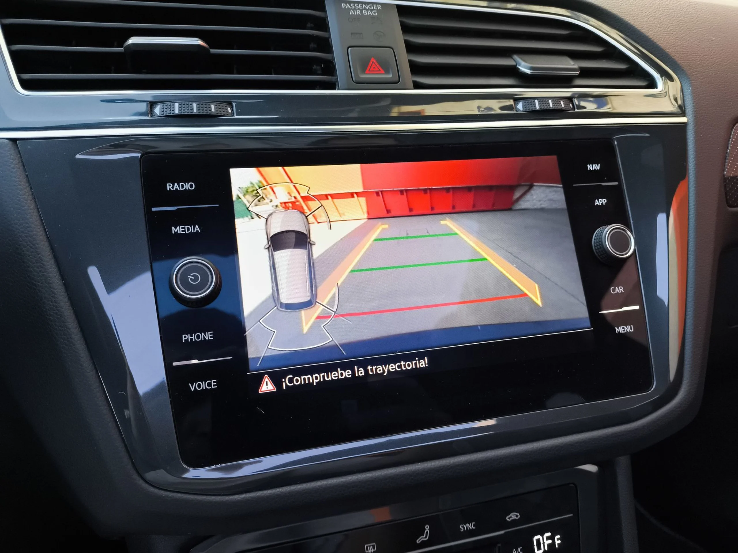 Volkswagen Tiguan R-Line 1.4 TSI eHybrid 180 kW (245 CV) DSG - Foto 23