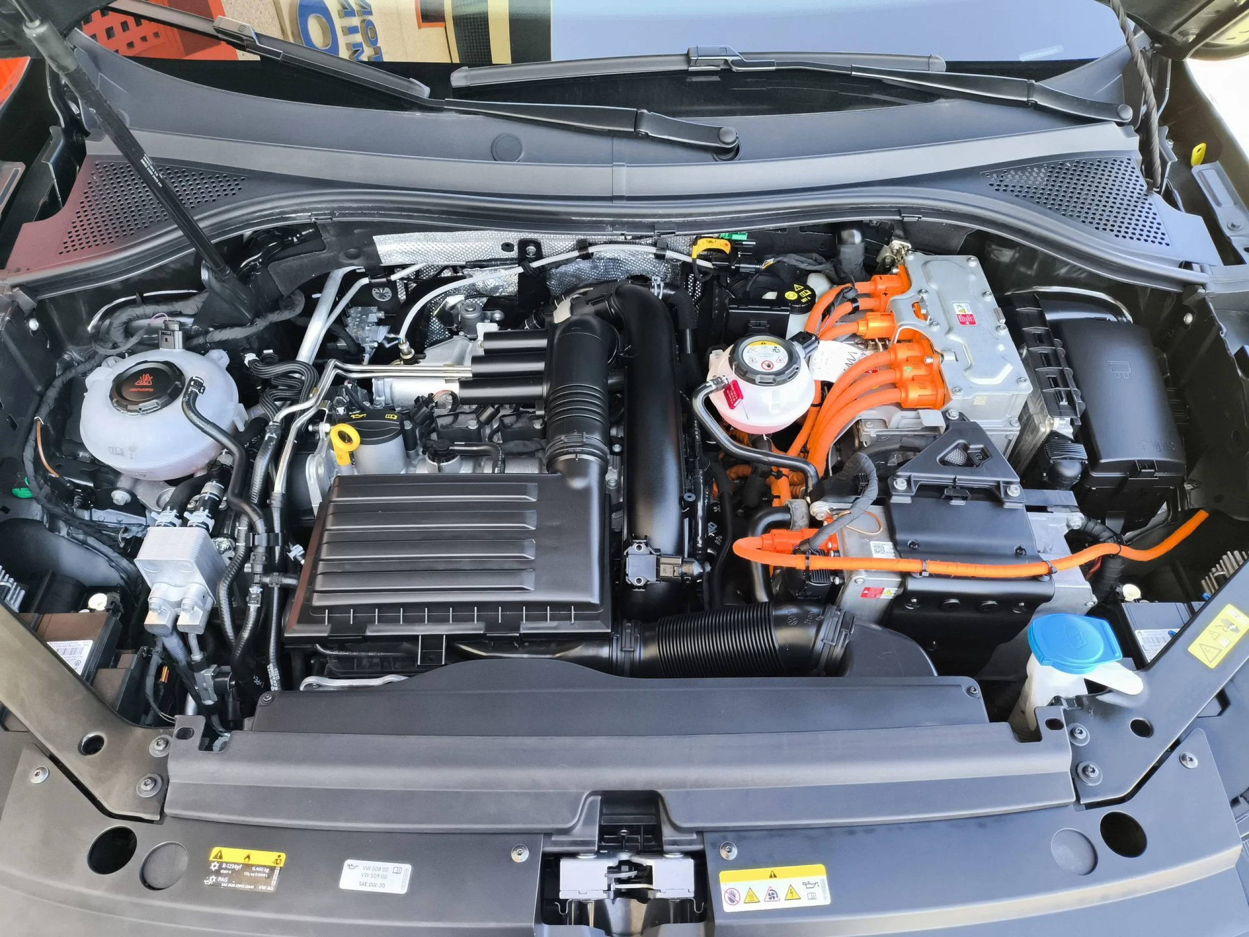 Volkswagen Tiguan R-Line 1.4 TSI eHybrid 180 kW (245 CV) DSG - Foto 33