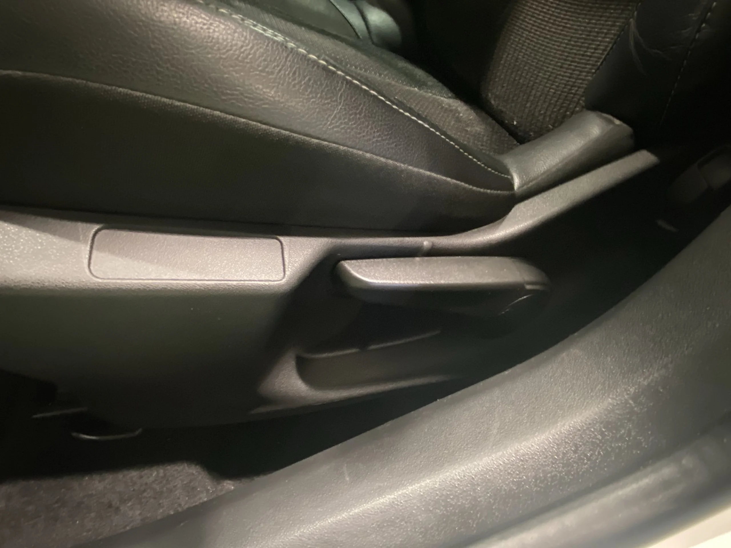 Citroen C4 PureTech 110  Feel Edition 81 kW (110 CV) - Foto 9