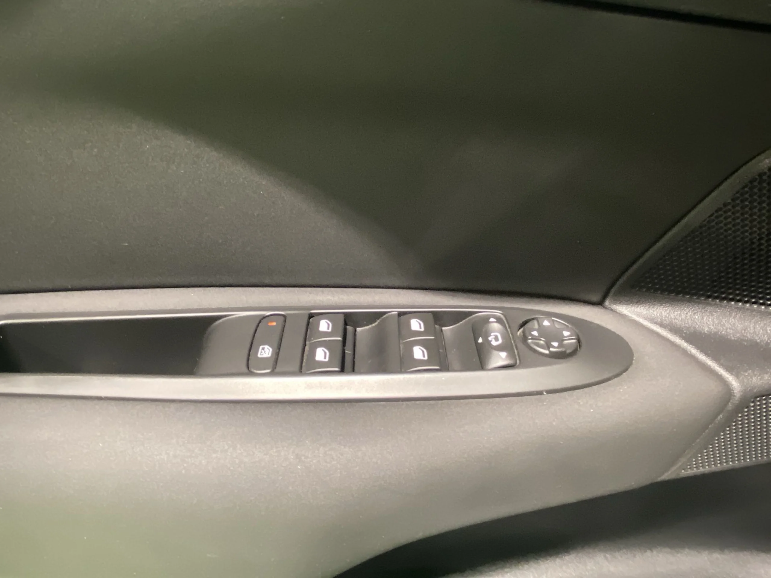 Citroen C4 PureTech 110  Feel Edition 81 kW (110 CV) - Foto 10