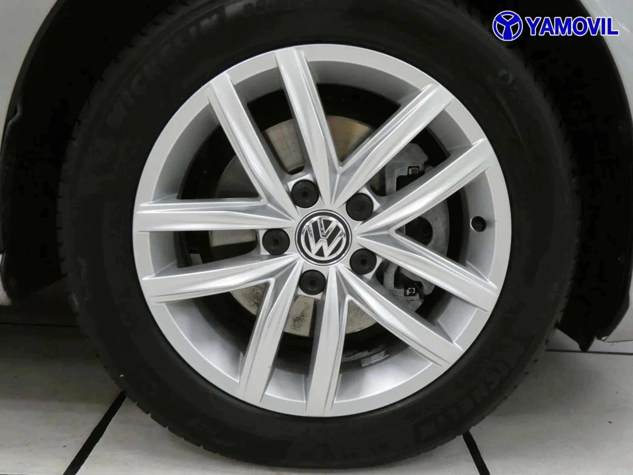 Volkswagen Golf Advance 1.6 TDI 85 kW (115 CV) - Foto 9