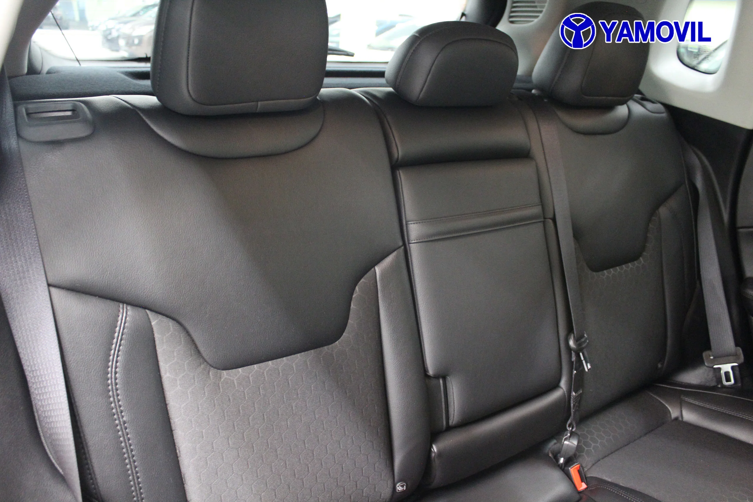Jeep Compass 1.4 Multiair Night Eagle 4x2 103 kW (140 CV) - Foto 19