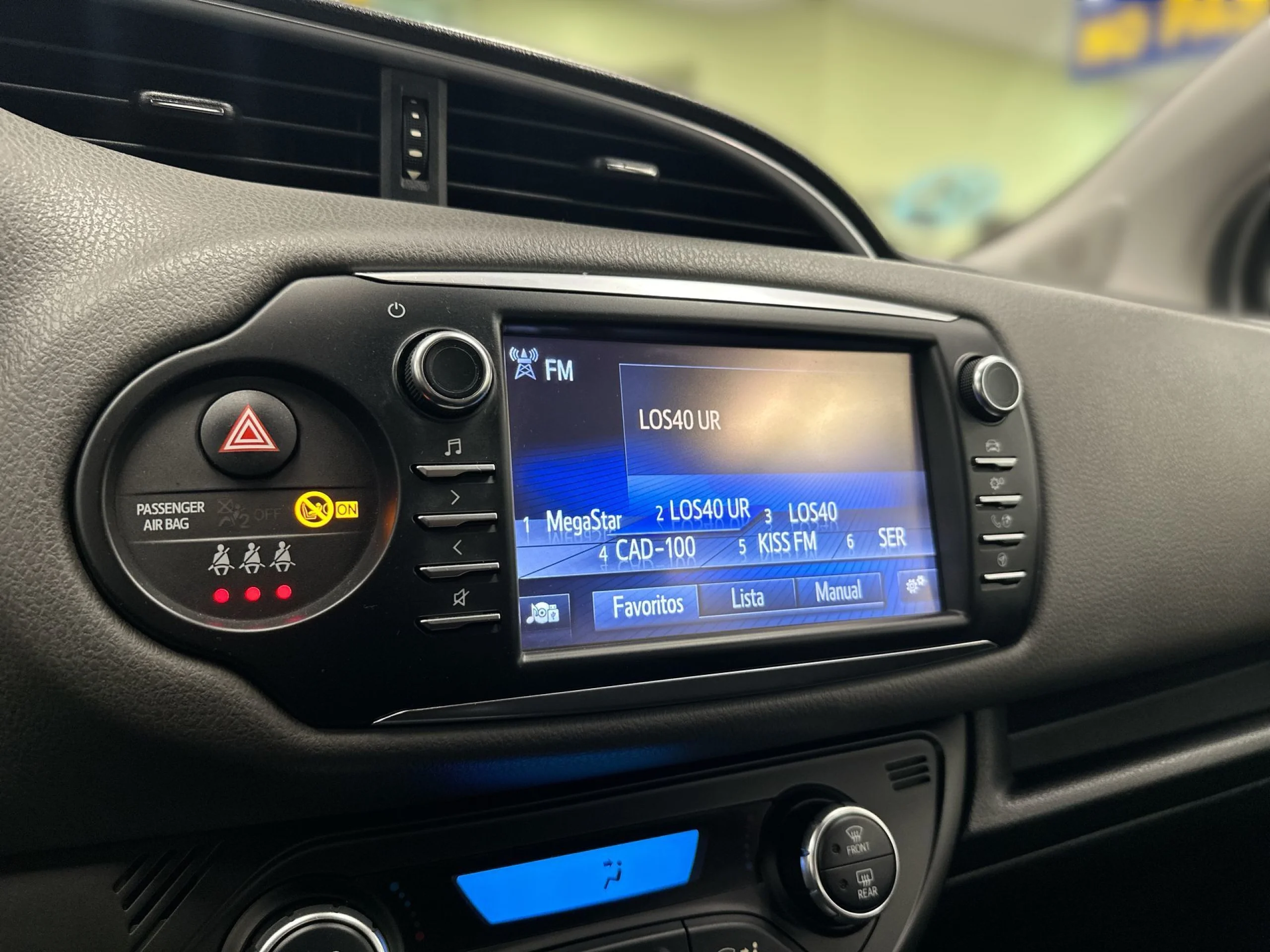Toyota Yaris 1.5 Active 82 kW (111 CV) - Foto 12
