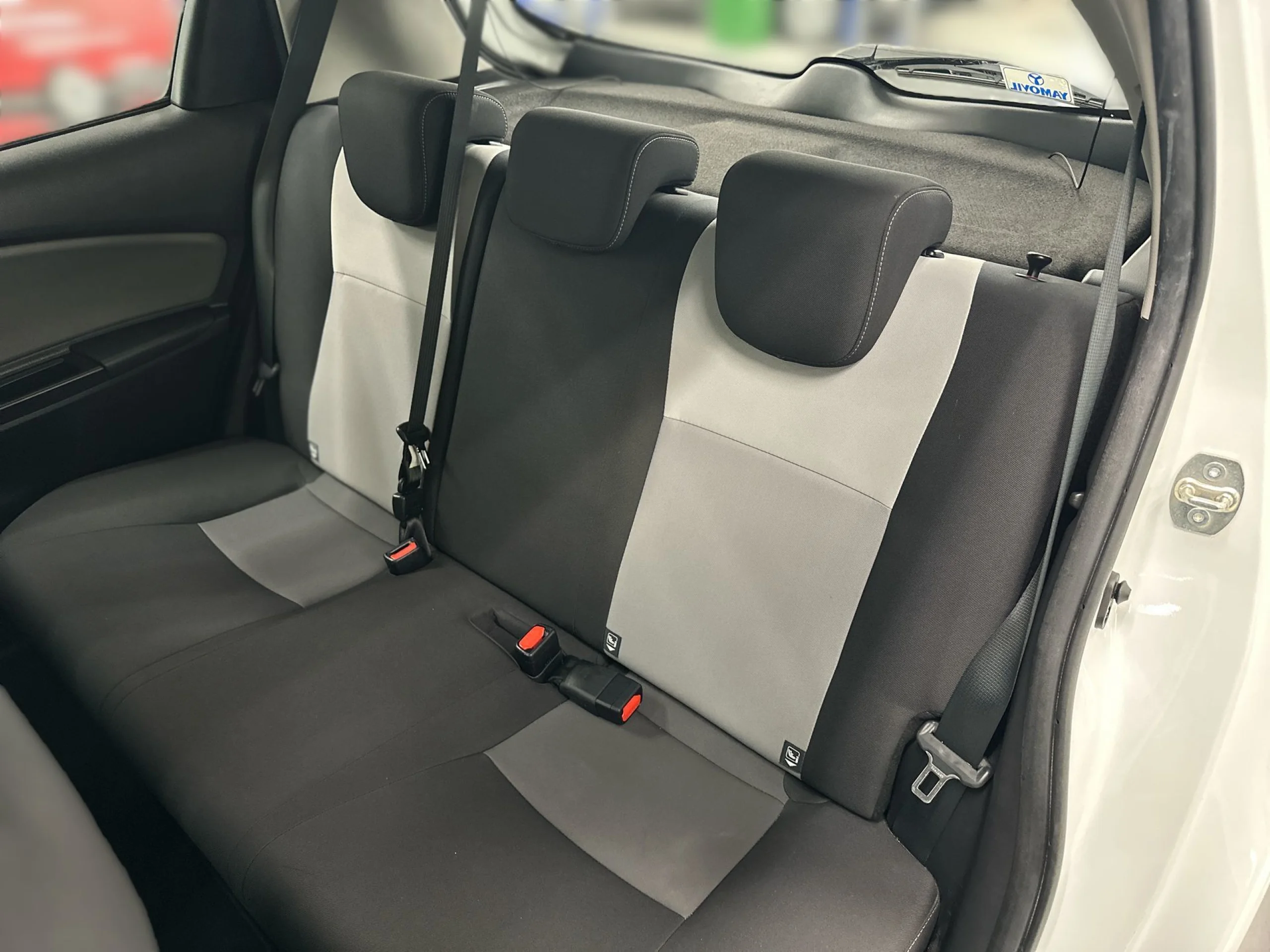 Toyota Yaris 1.5 Active 82 kW (111 CV) - Foto 17