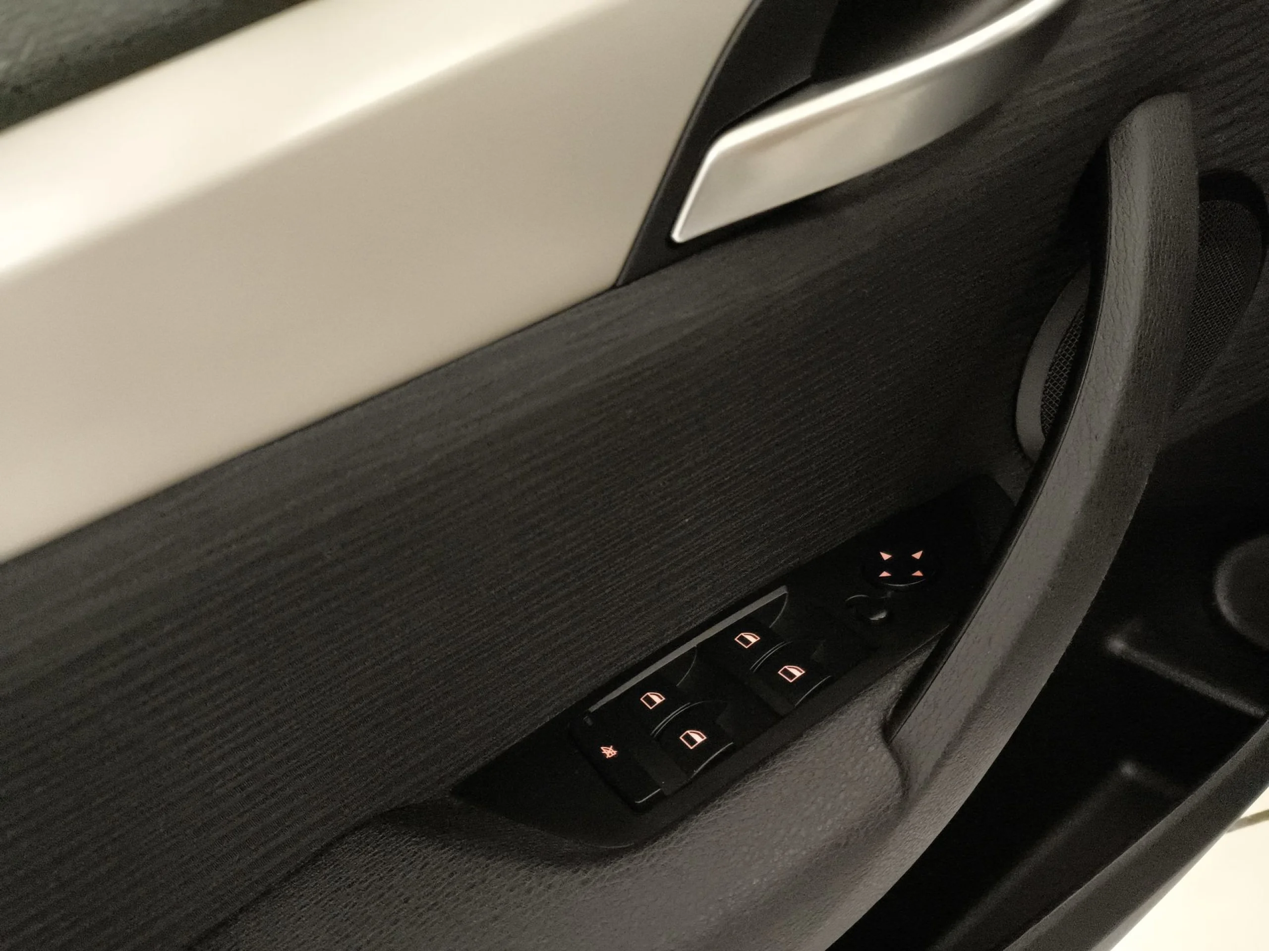 BMW X1 xDrive18d 105 kW (143 CV) - Foto 10