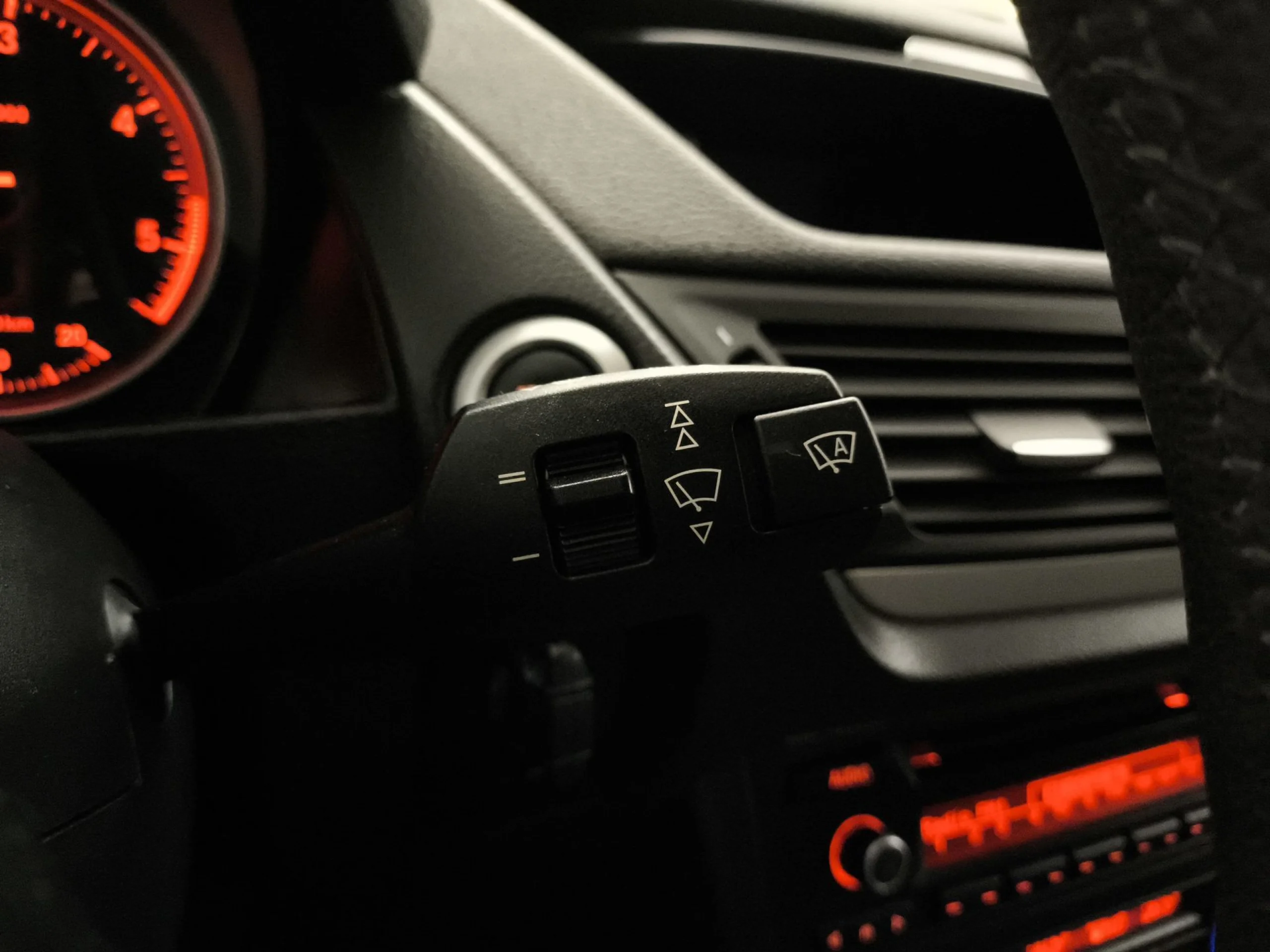 BMW X1 xDrive18d 105 kW (143 CV) - Foto 18