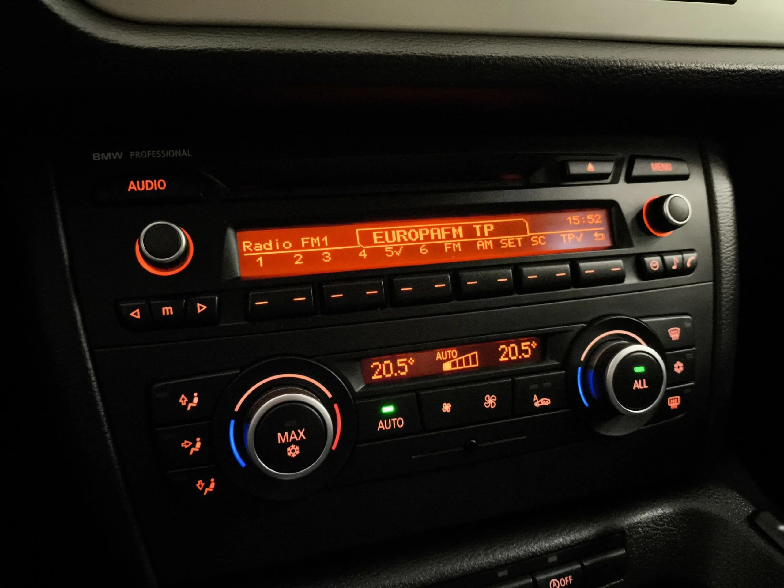 BMW X1 xDrive18d 105 kW (143 CV) - Foto 20