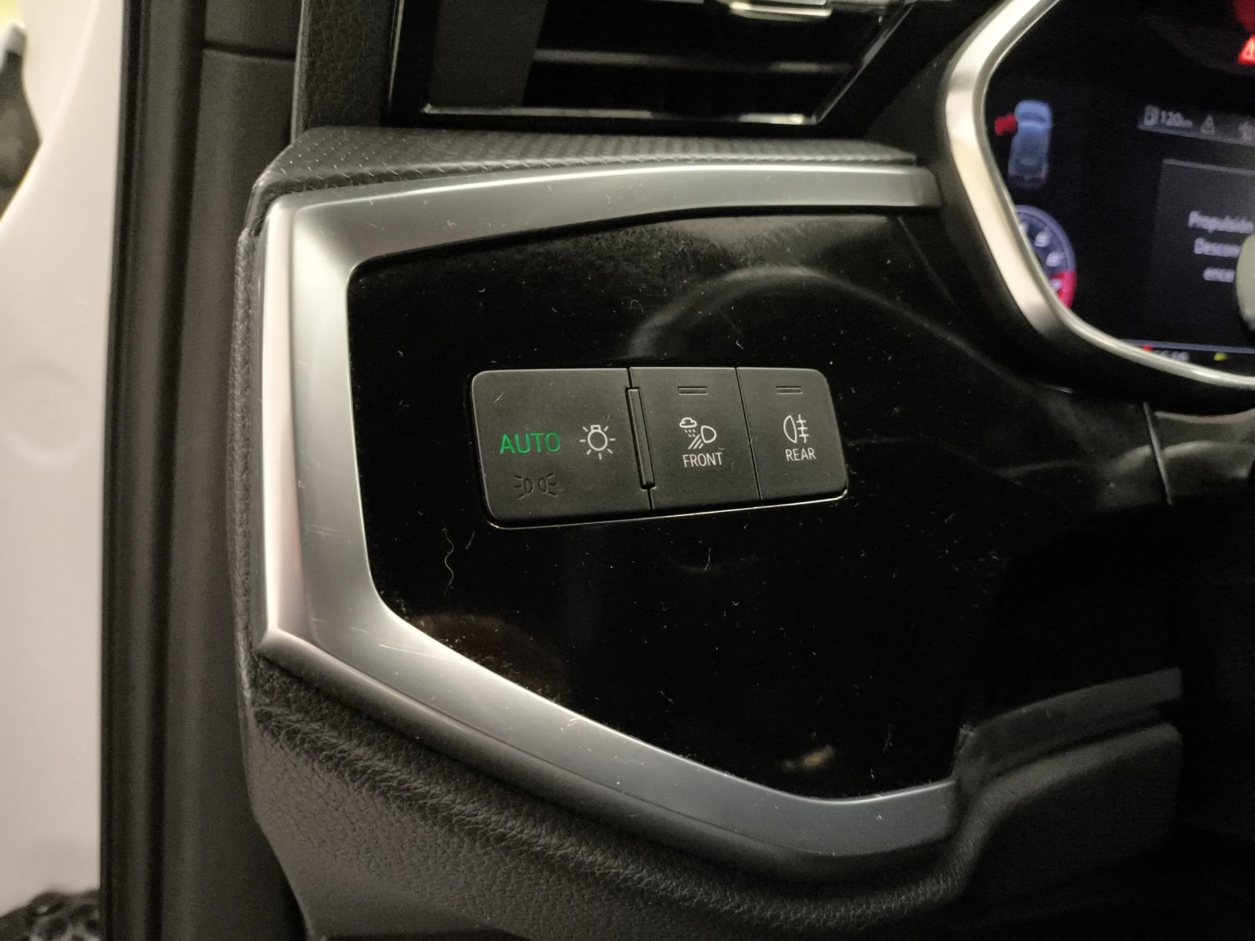 Audi Q3 Black line 35 TFSI 110 kW (150 CV) S tronic - Foto 12