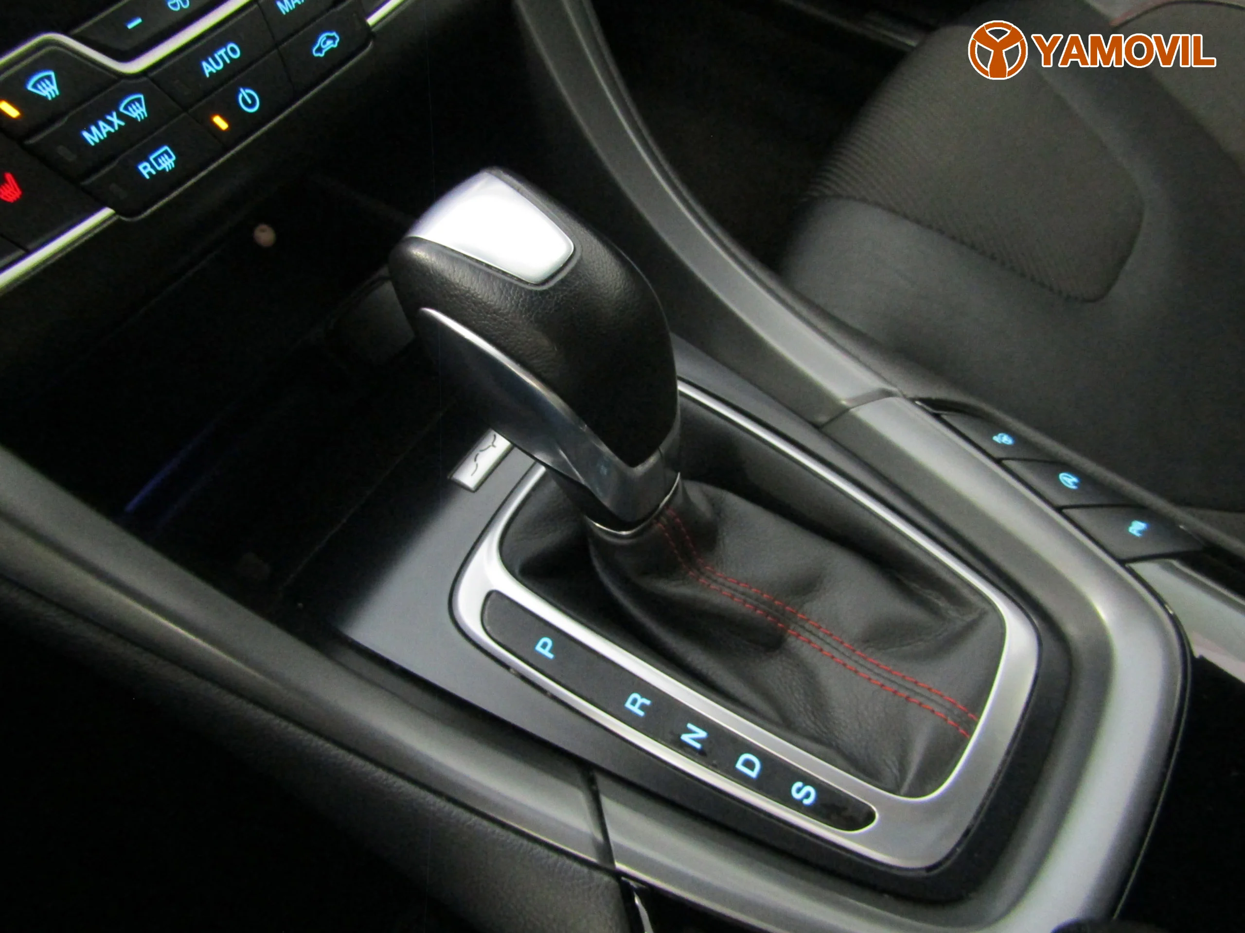 Ford Mondeo 2.0 TDCI ST LINE - Foto 38