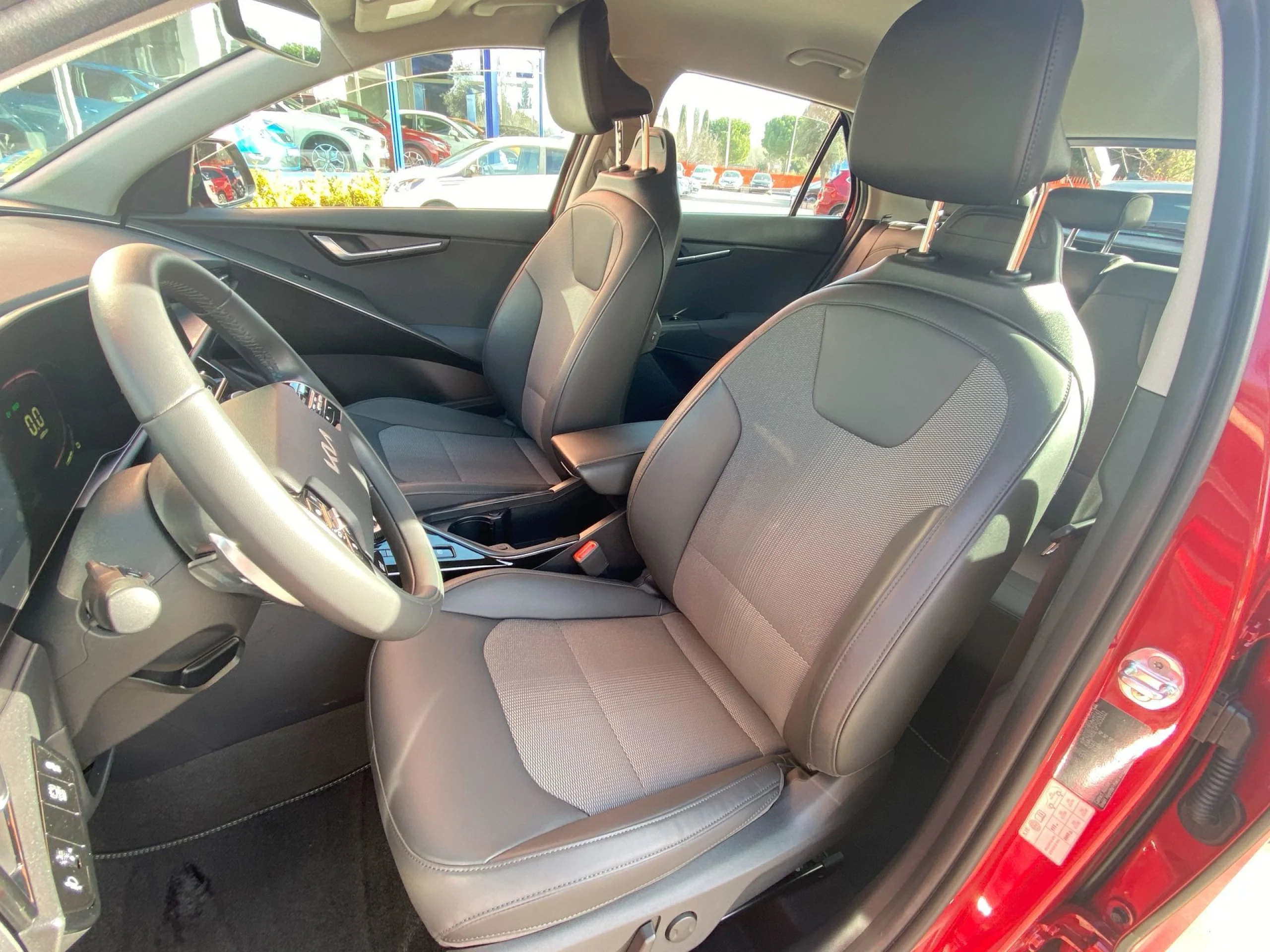 Kia Niro 1.6 GDi HEV Híbrido Drive 104 kW (141 CV) - Foto 8