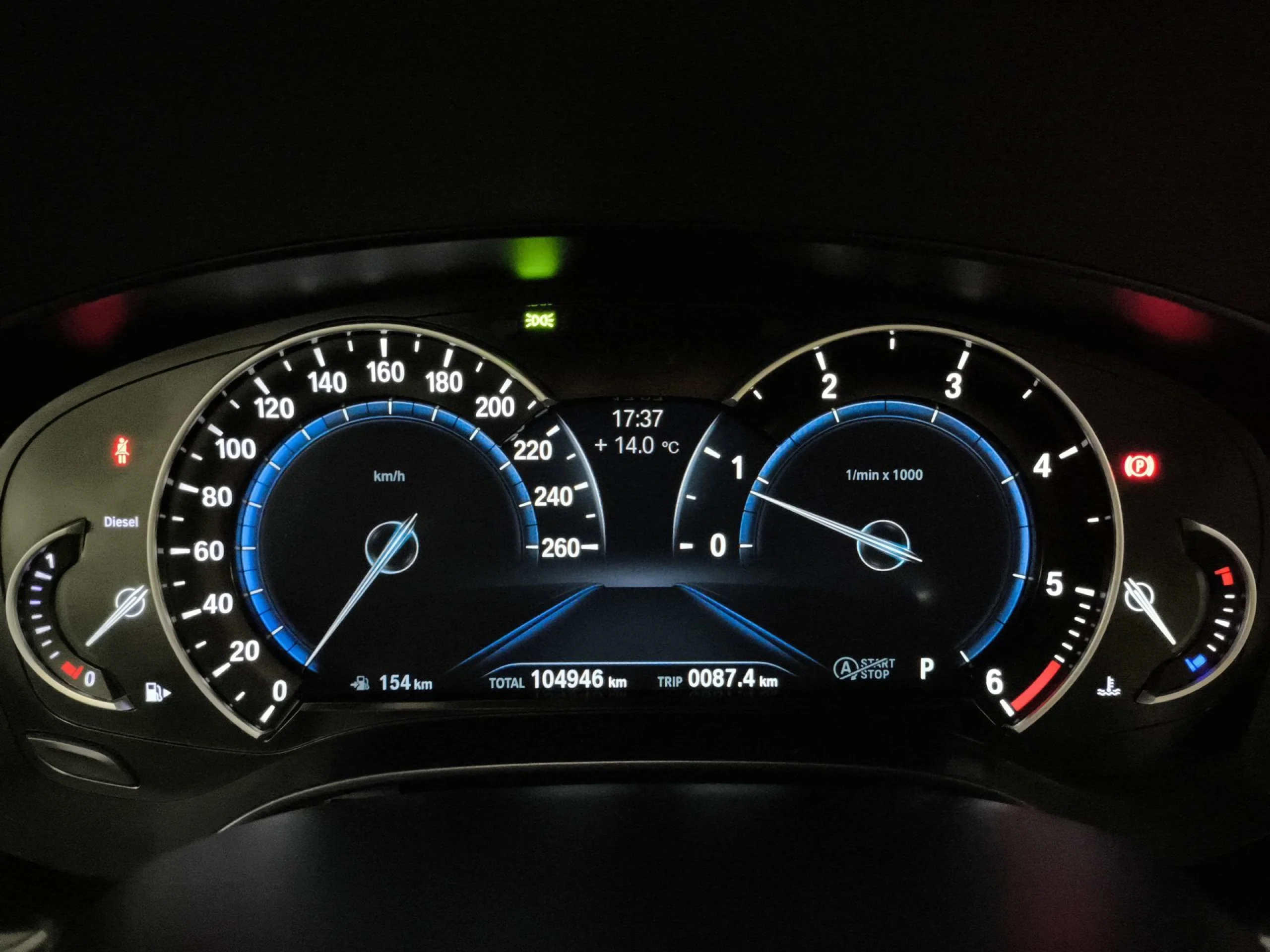 BMW Serie 5 520d Business 140 kW (190 CV) - Foto 12