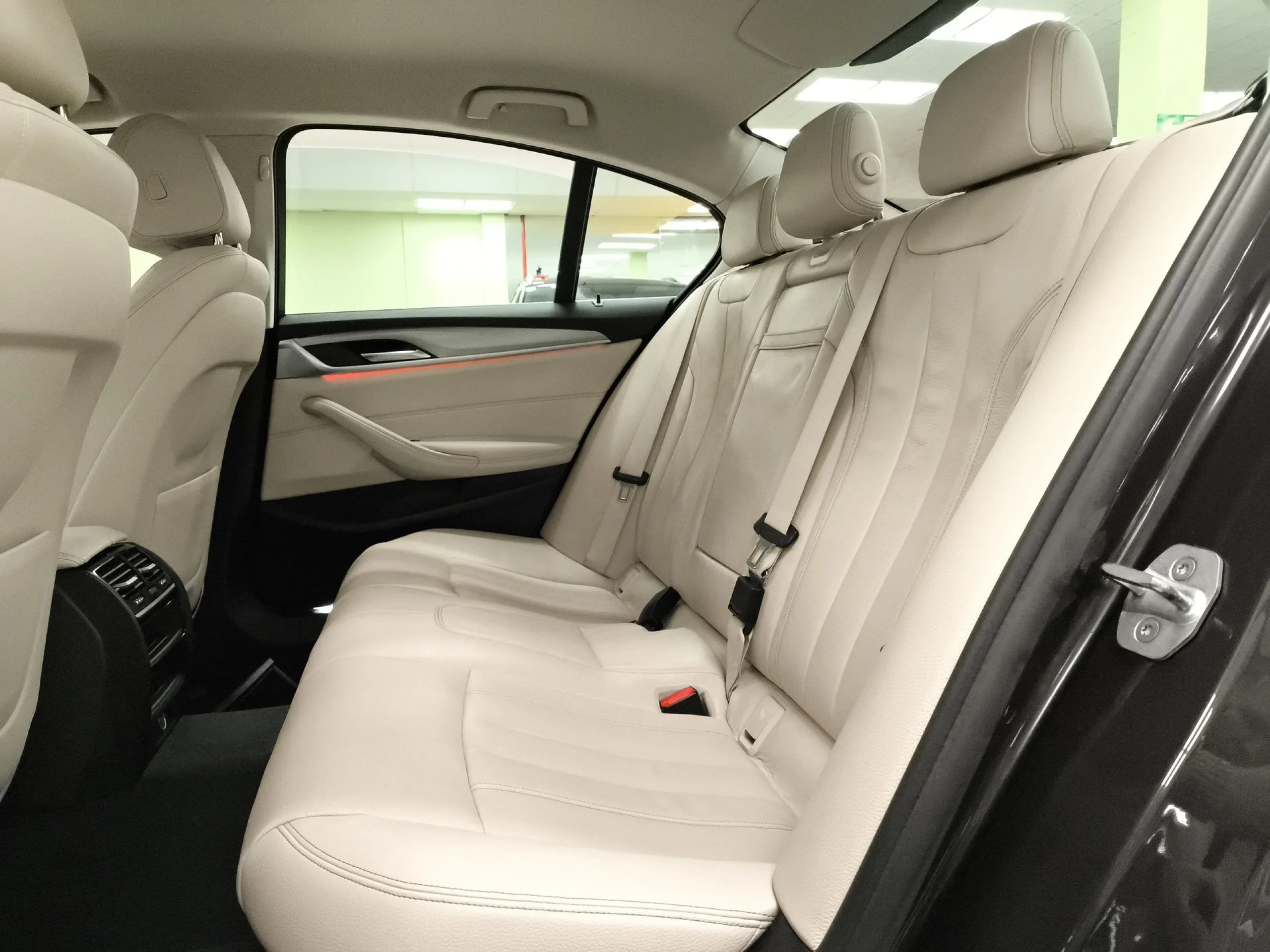 BMW Serie 5 520d Business 140 kW (190 CV) - Foto 19