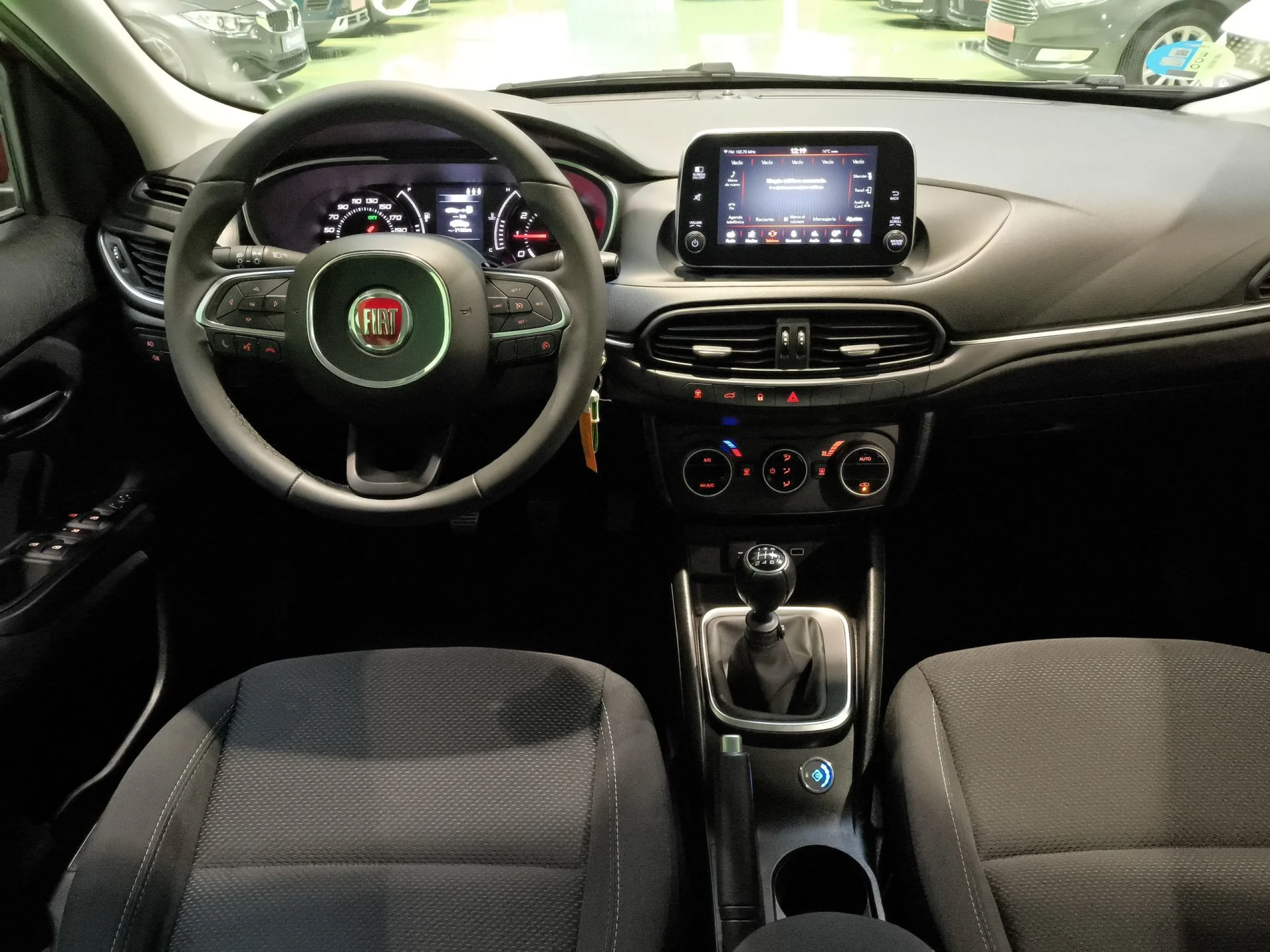 Fiat Tipo 1.4 16v Lounge 70 kW (95 CV) - Foto 17