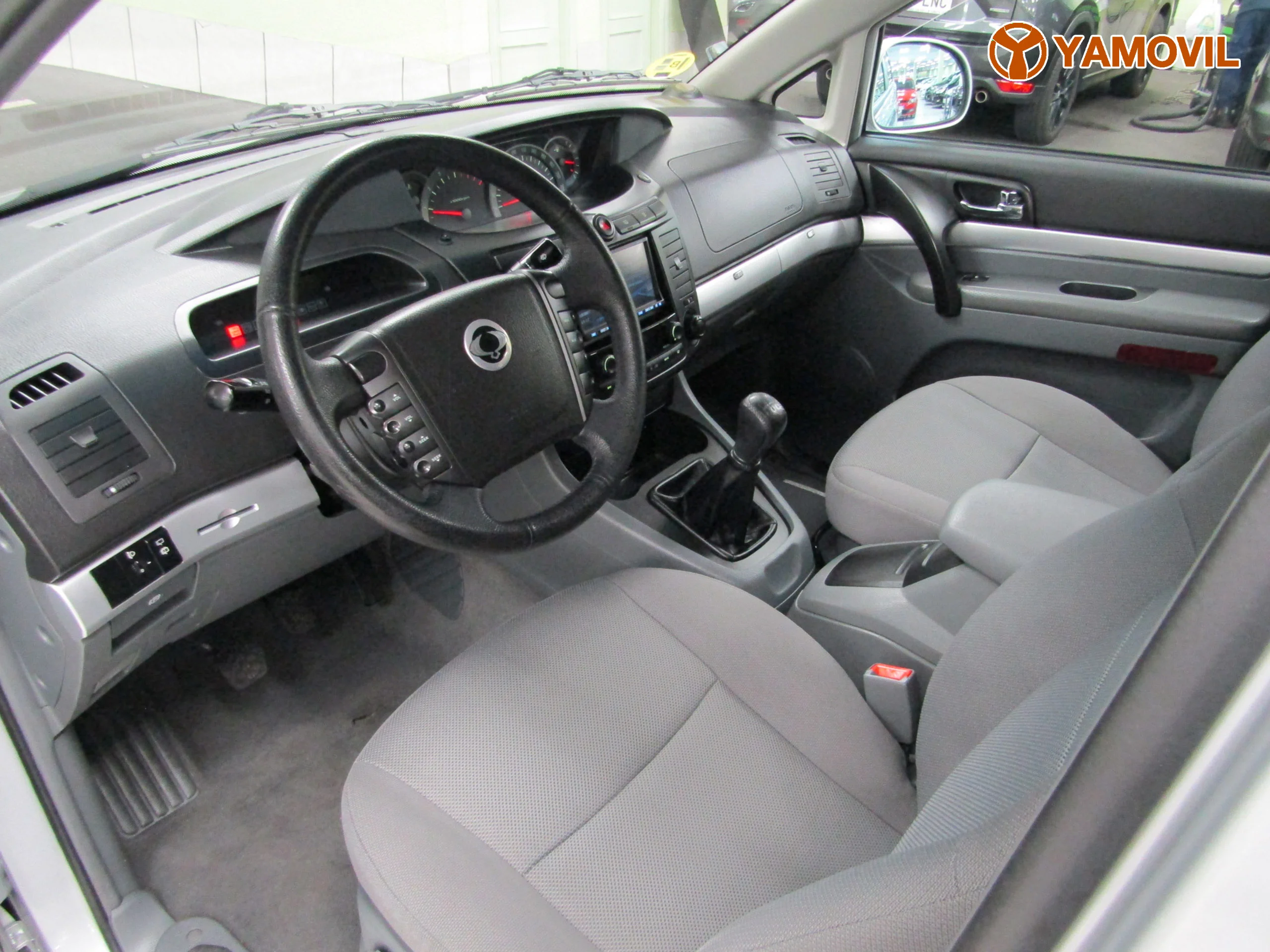 SsangYong Rodius 270XDi LIMITED 7Plz - Foto 14