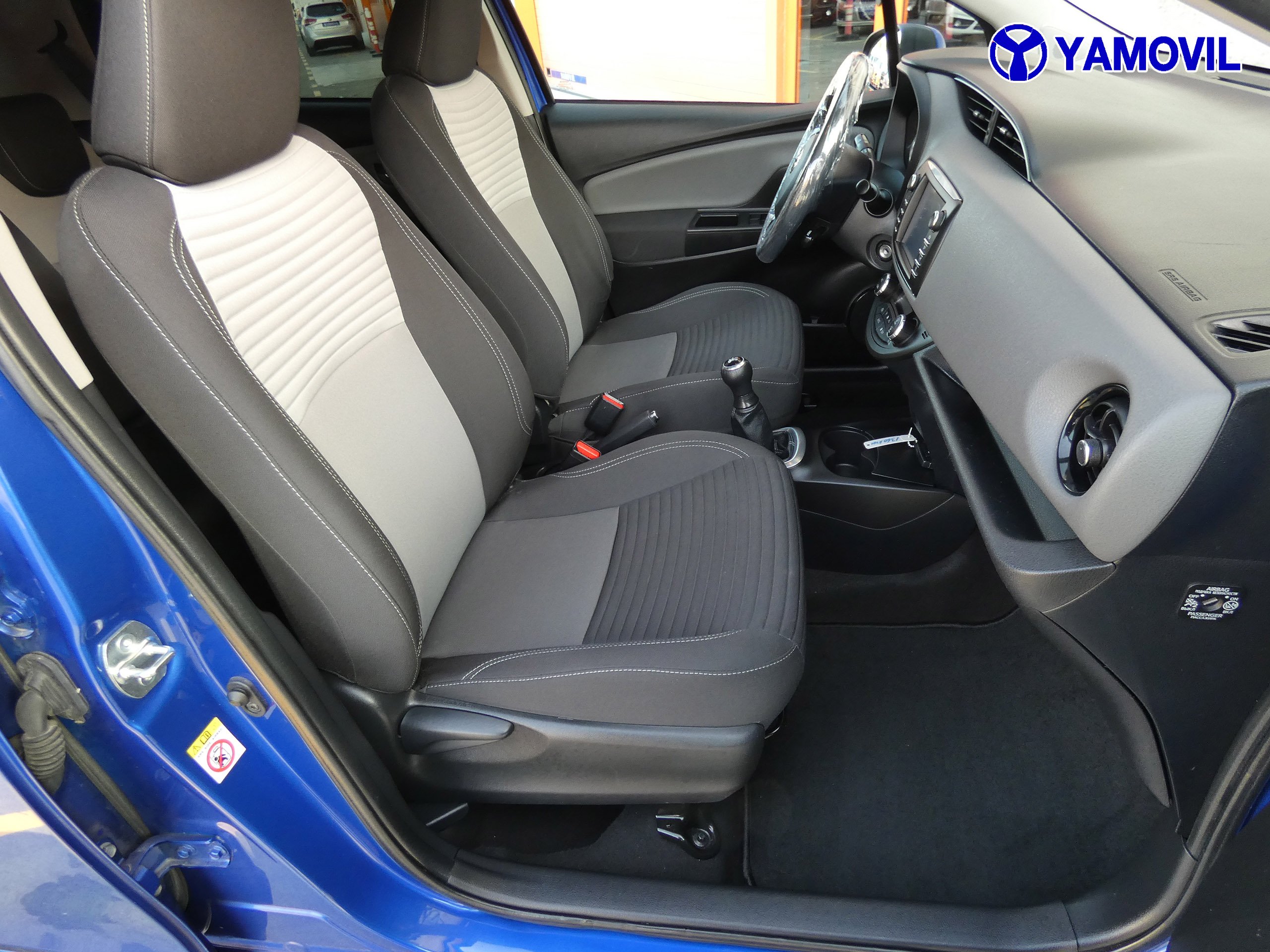 Toyota Yaris 1.0 ACTIVE - Foto 8