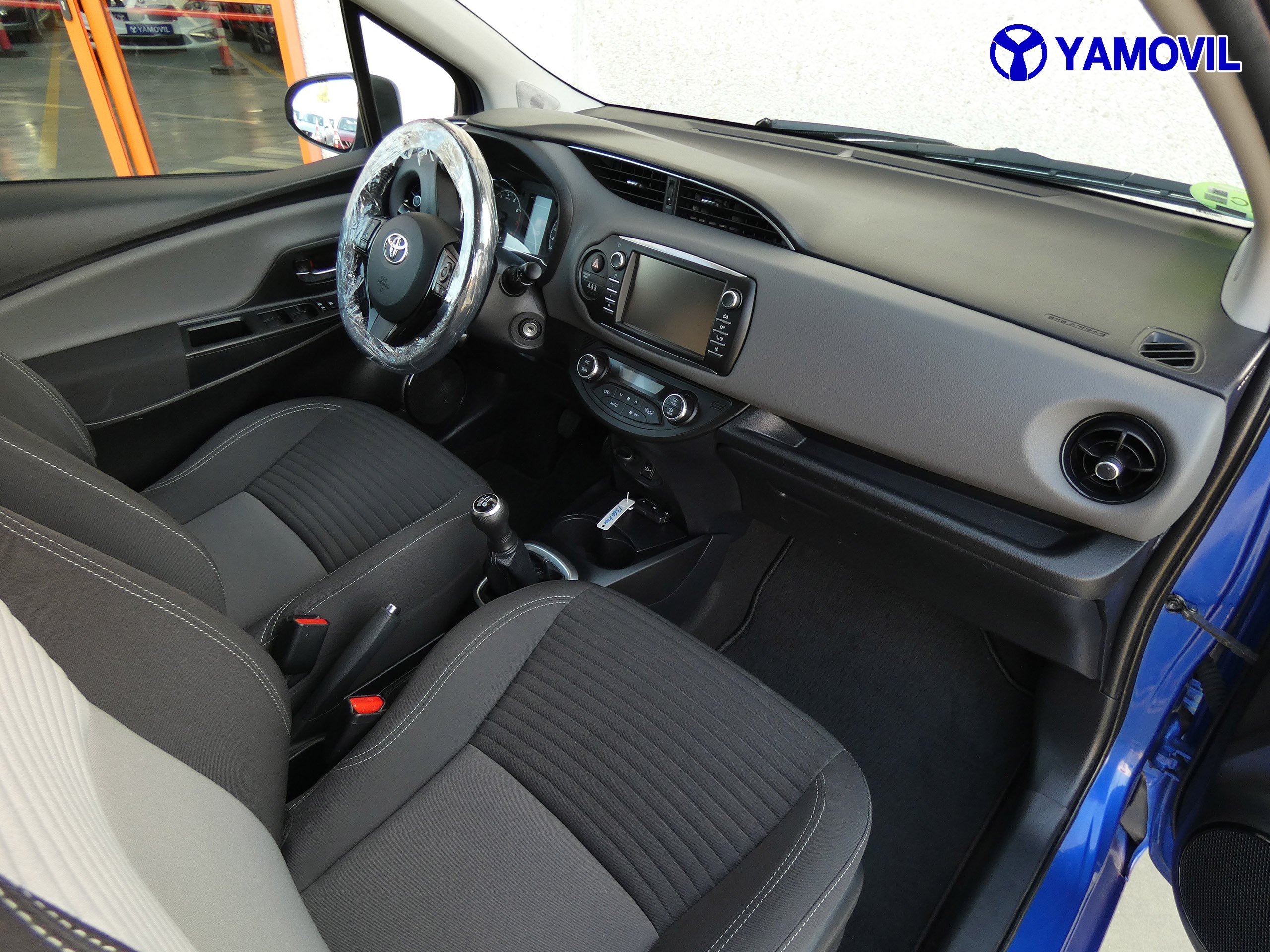 Toyota Yaris 1.0 ACTIVE - Foto 9
