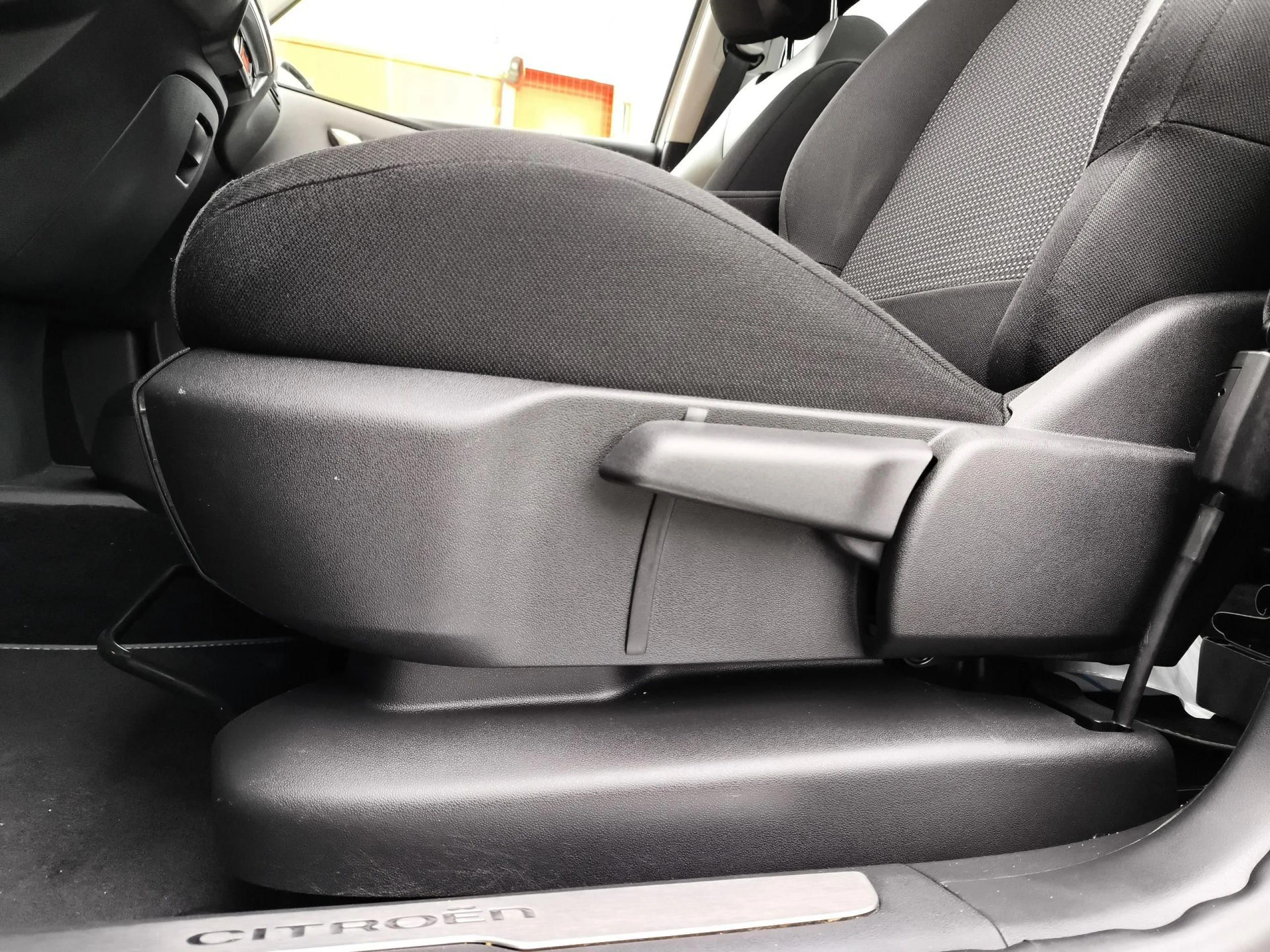 Citroen Grand C4 Spacetourer PureTech 130 6v SANDS Shine 96 kW (130 CV) - Foto 9