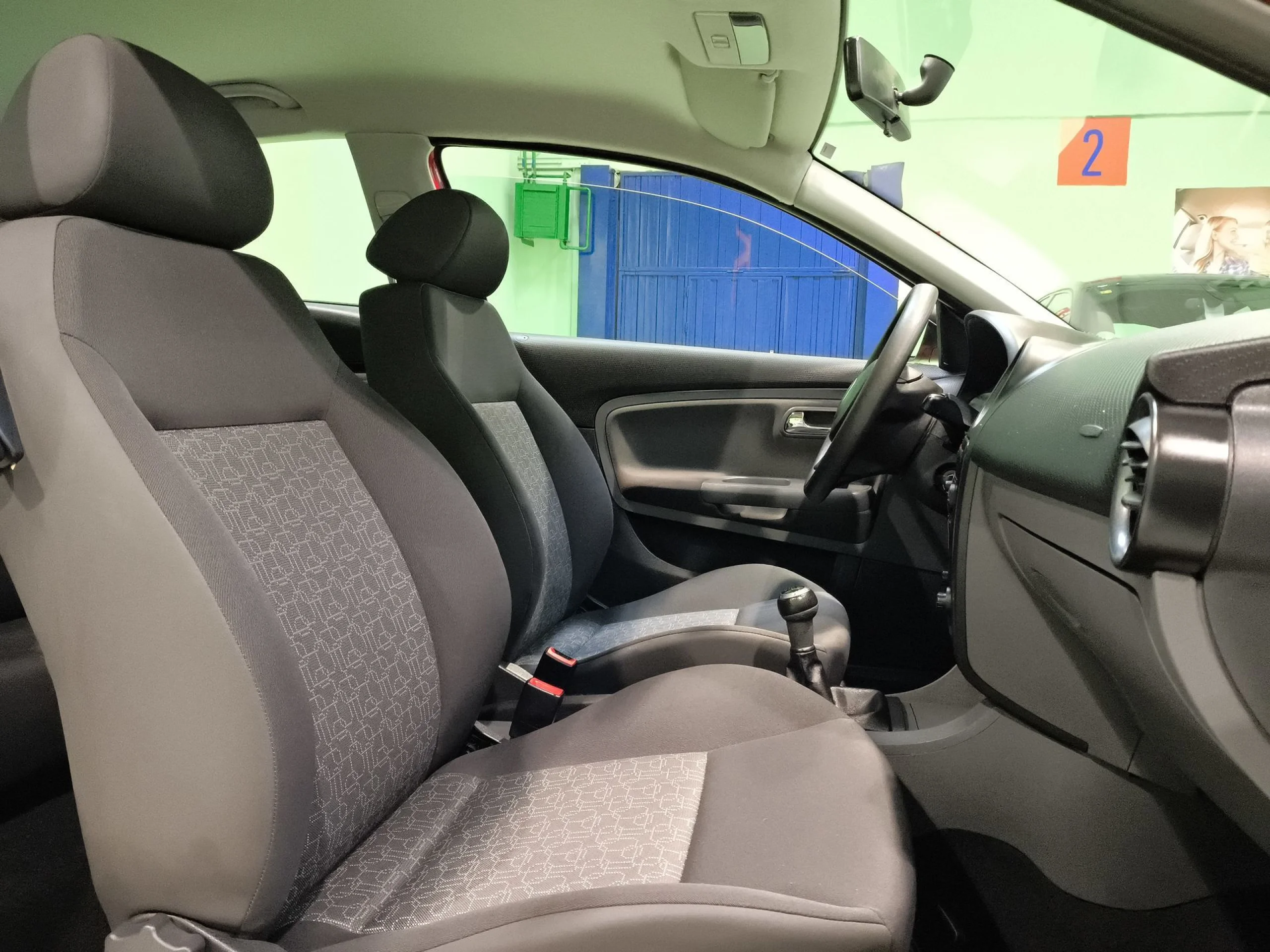 Seat Ibiza 1.4 TDI Reference 51 kW (70 CV) - Foto 19