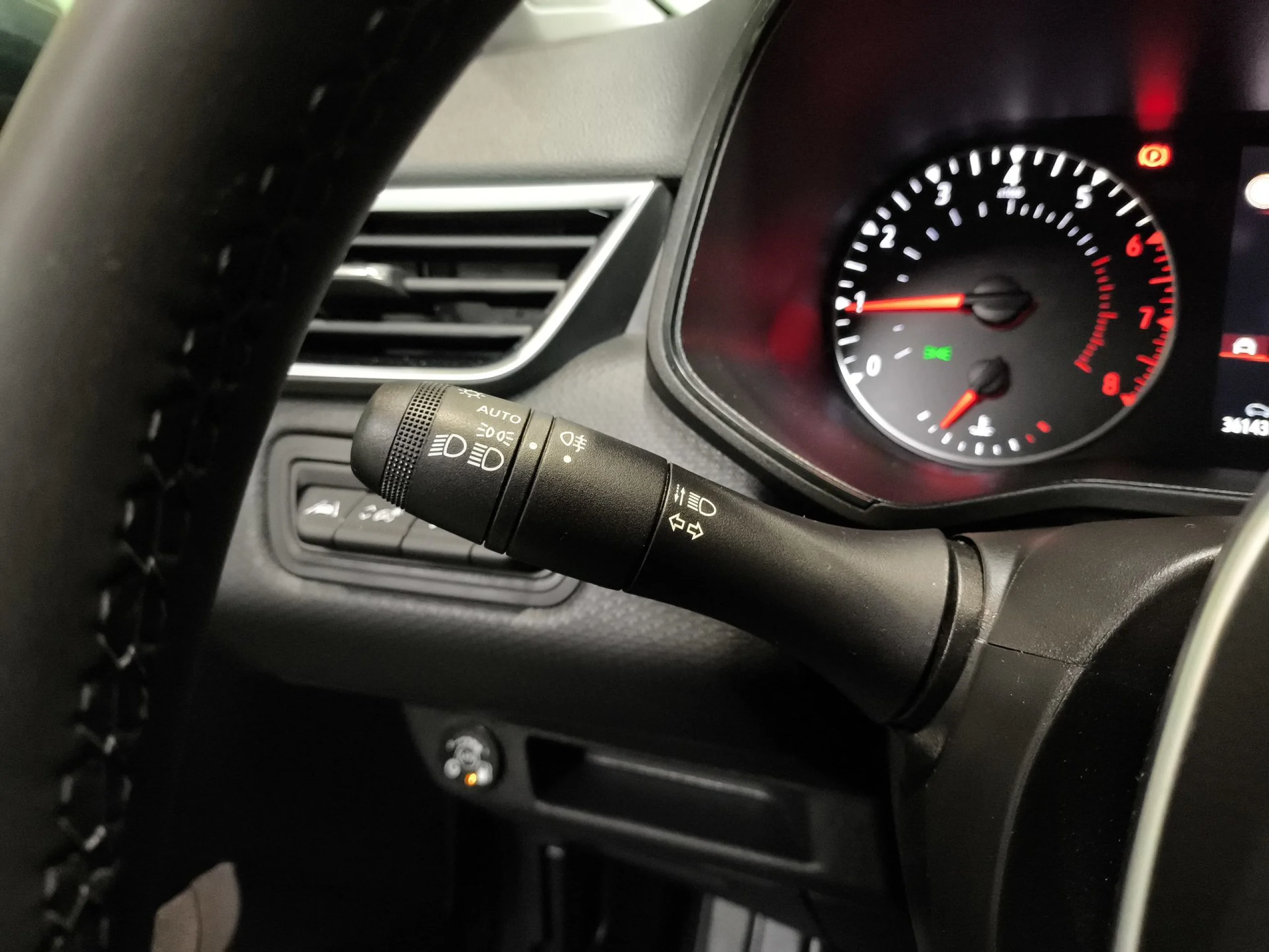 Renault Clio Equilibre TCe 74 kW (100 CV) GLP - Foto 16