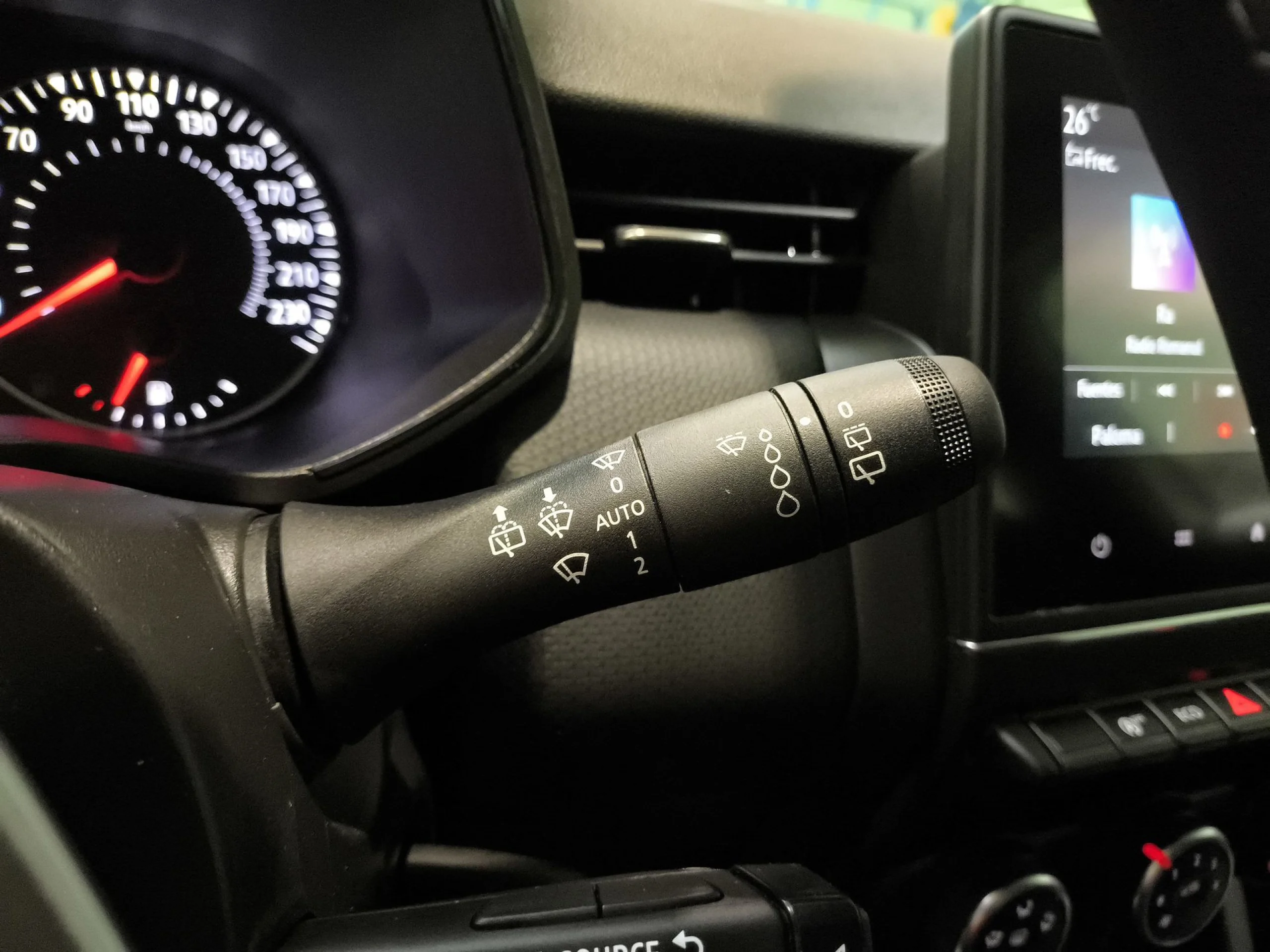 Renault Clio Equilibre TCe 74 kW (100 CV) GLP - Foto 17