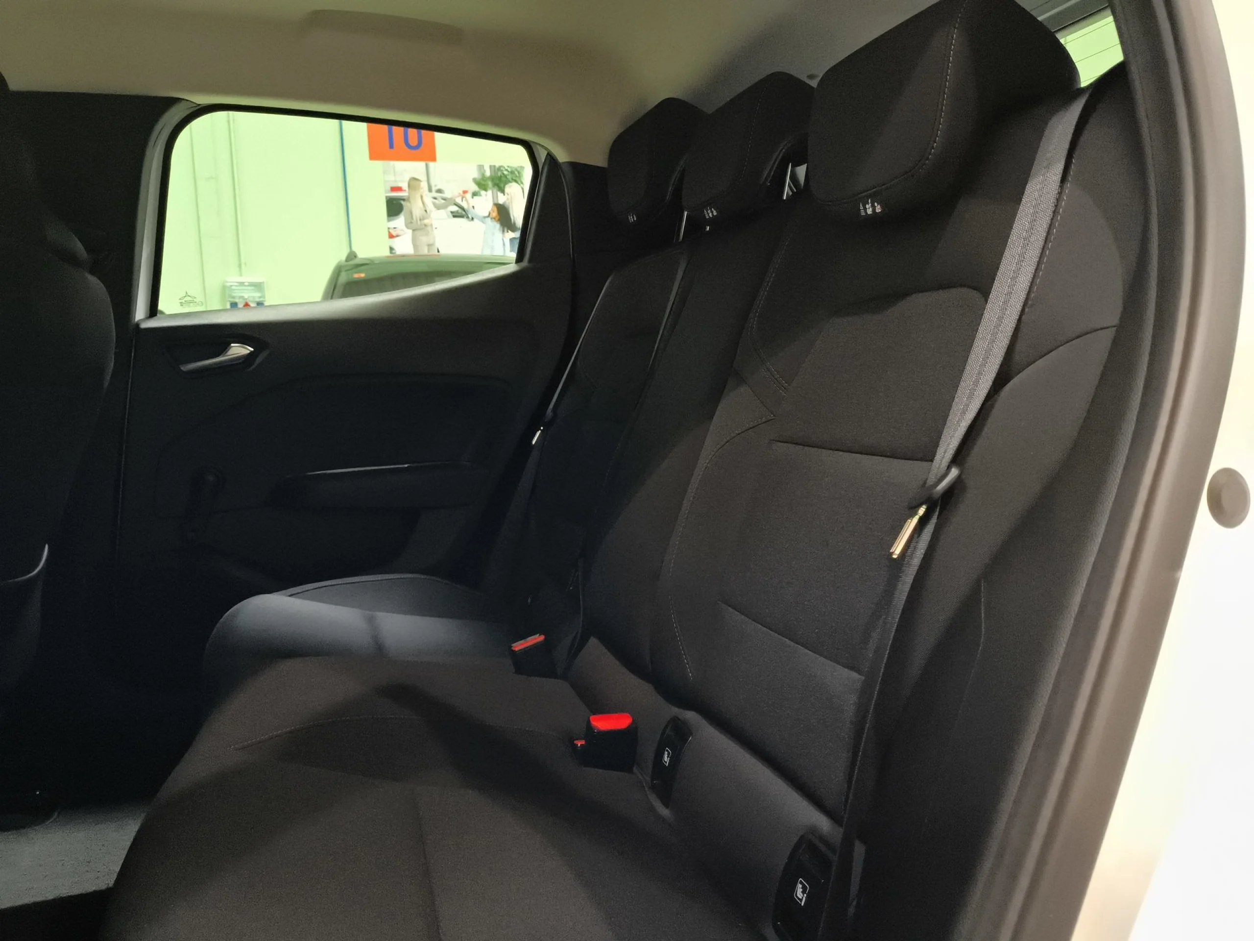 Renault Clio Equilibre TCe 74 kW (100 CV) GLP - Foto 24