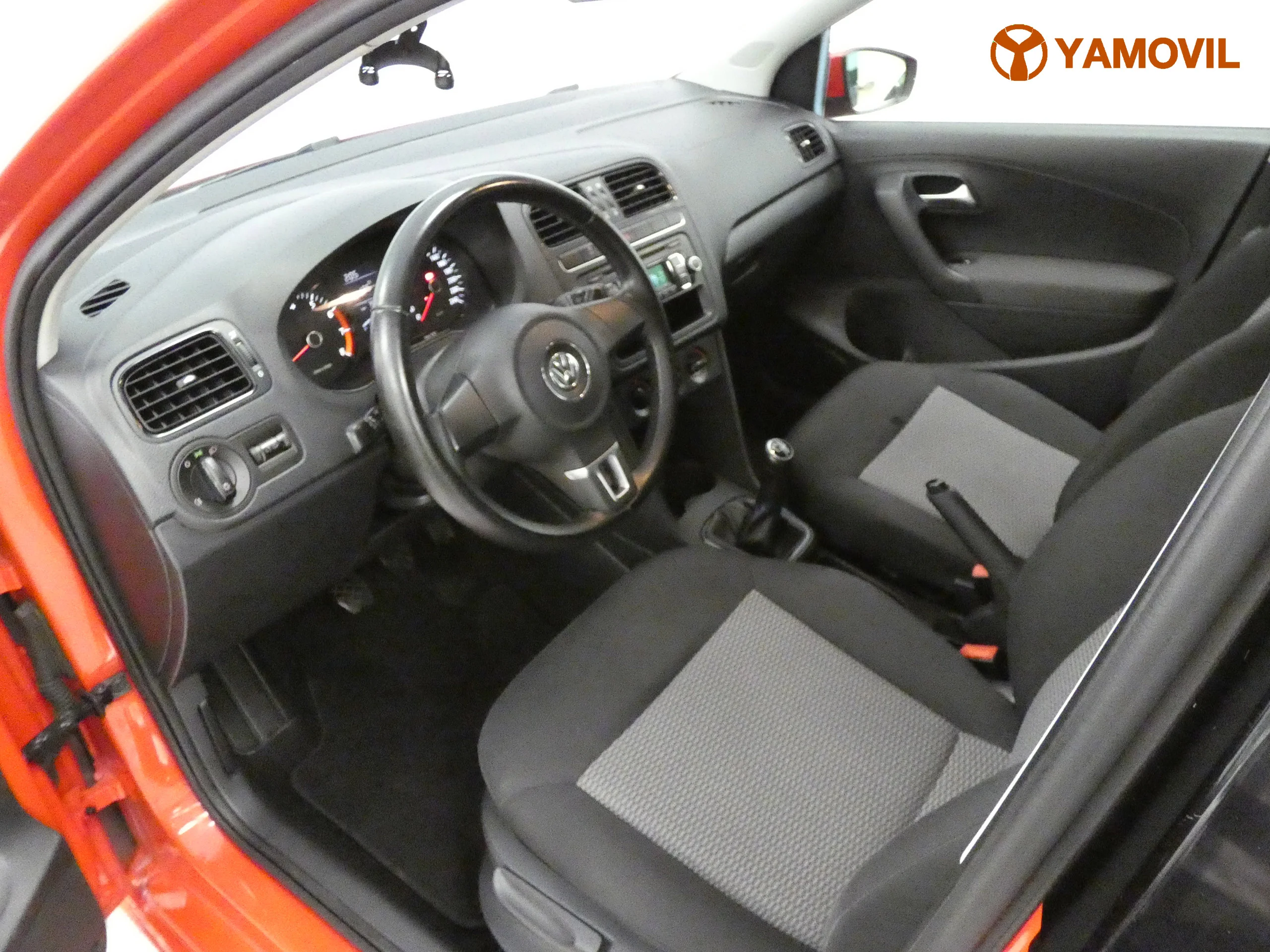 Volkswagen Polo 1.2 TSI ADVANCE - Foto 19