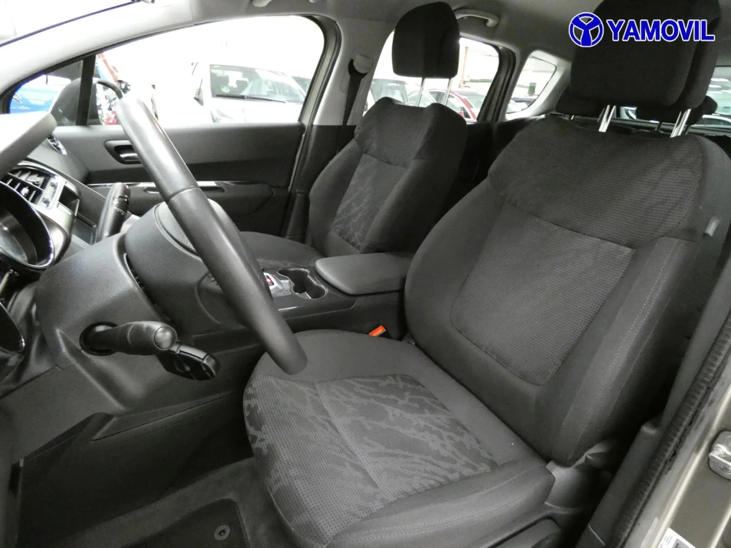 Peugeot 3008 1.6 HDI Active FAP 85 kW (115 CV) - Foto 13