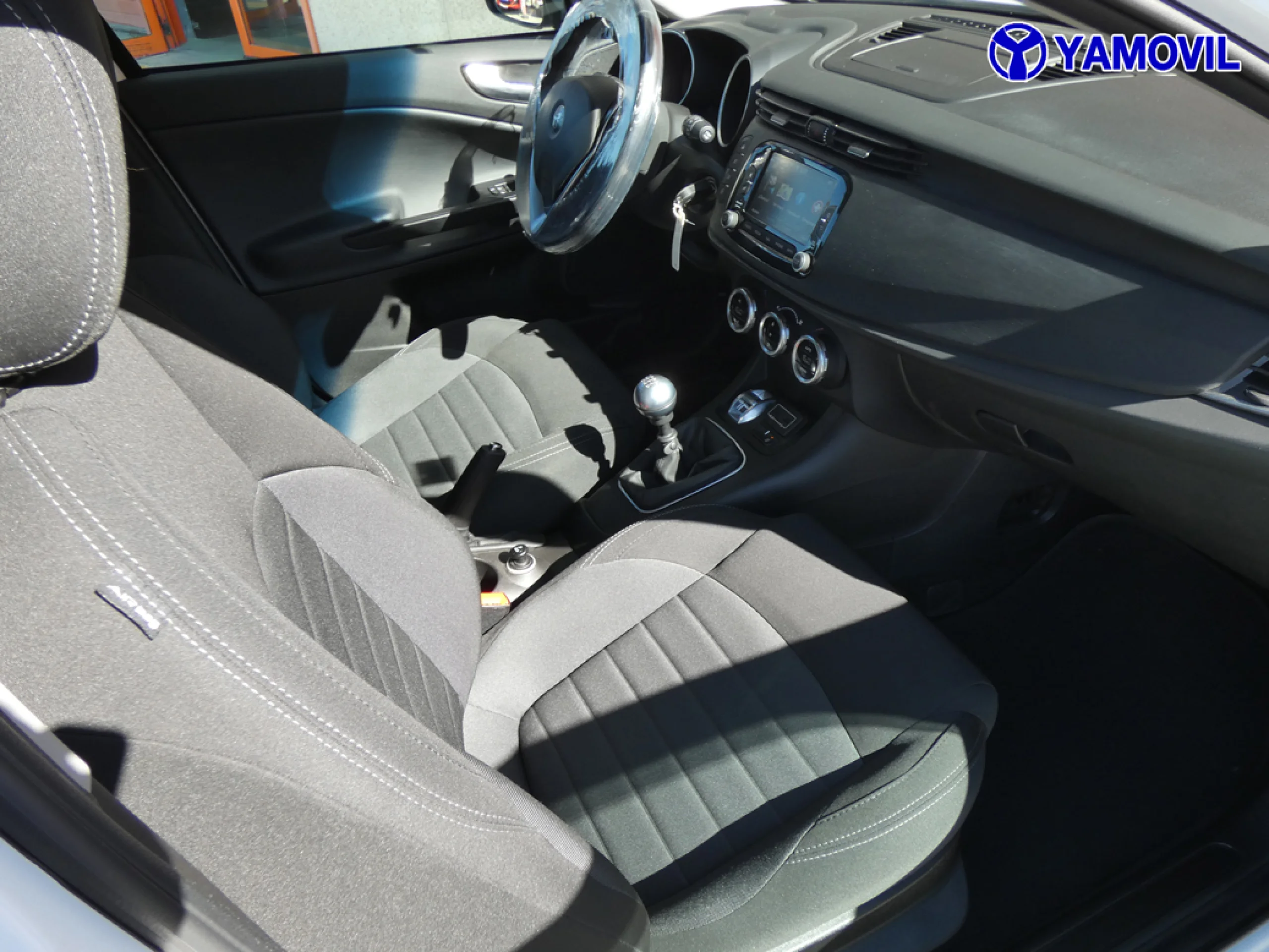 Alfa Romeo Giulietta 1.6 MTJ SUPER 5P - Foto 17