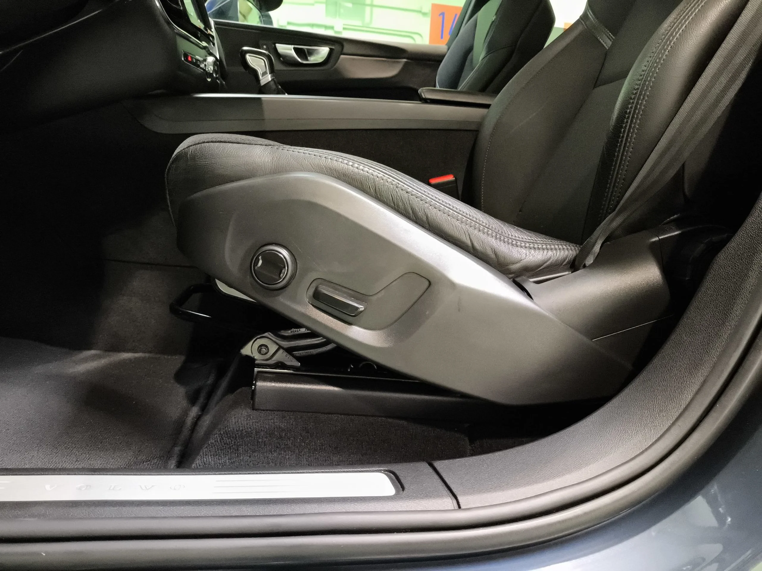 Volvo Xc60 D4 Business Plus Auto 140 kW (190 CV) - Foto 9