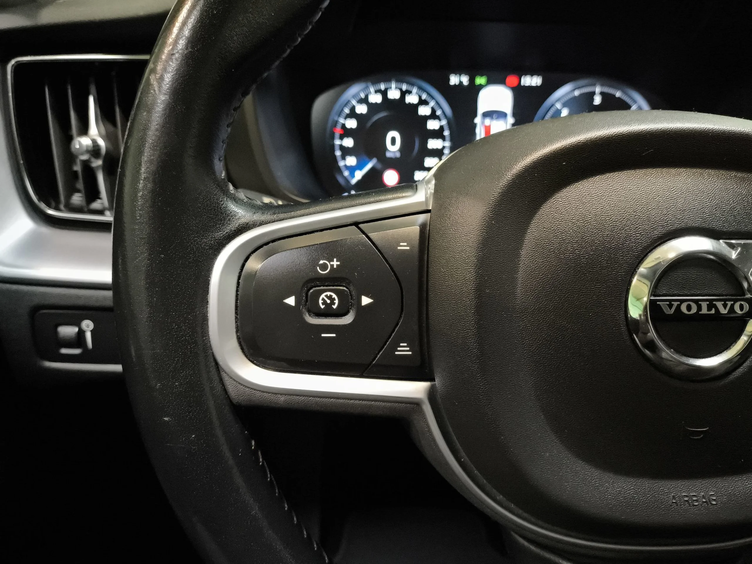 Volvo Xc60 D4 Business Plus Auto 140 kW (190 CV) - Foto 13
