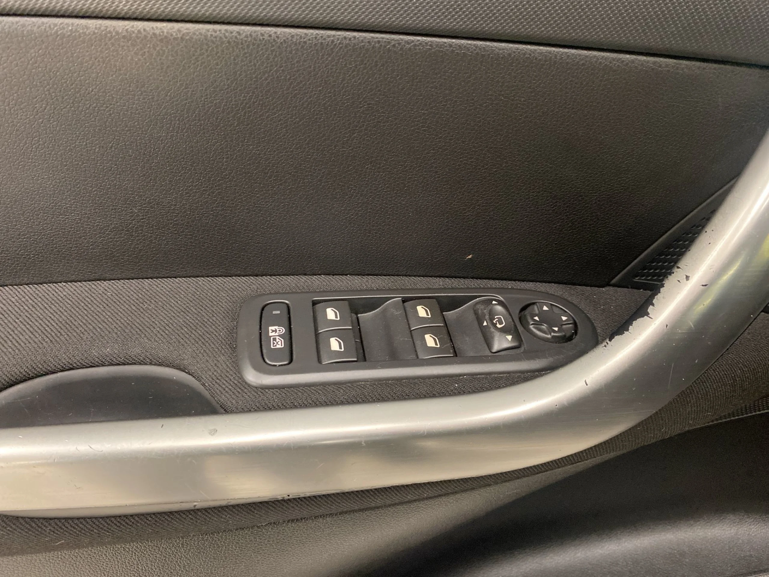 Peugeot 308 1.6 VTi Active 88 kW (120 CV) - Foto 10