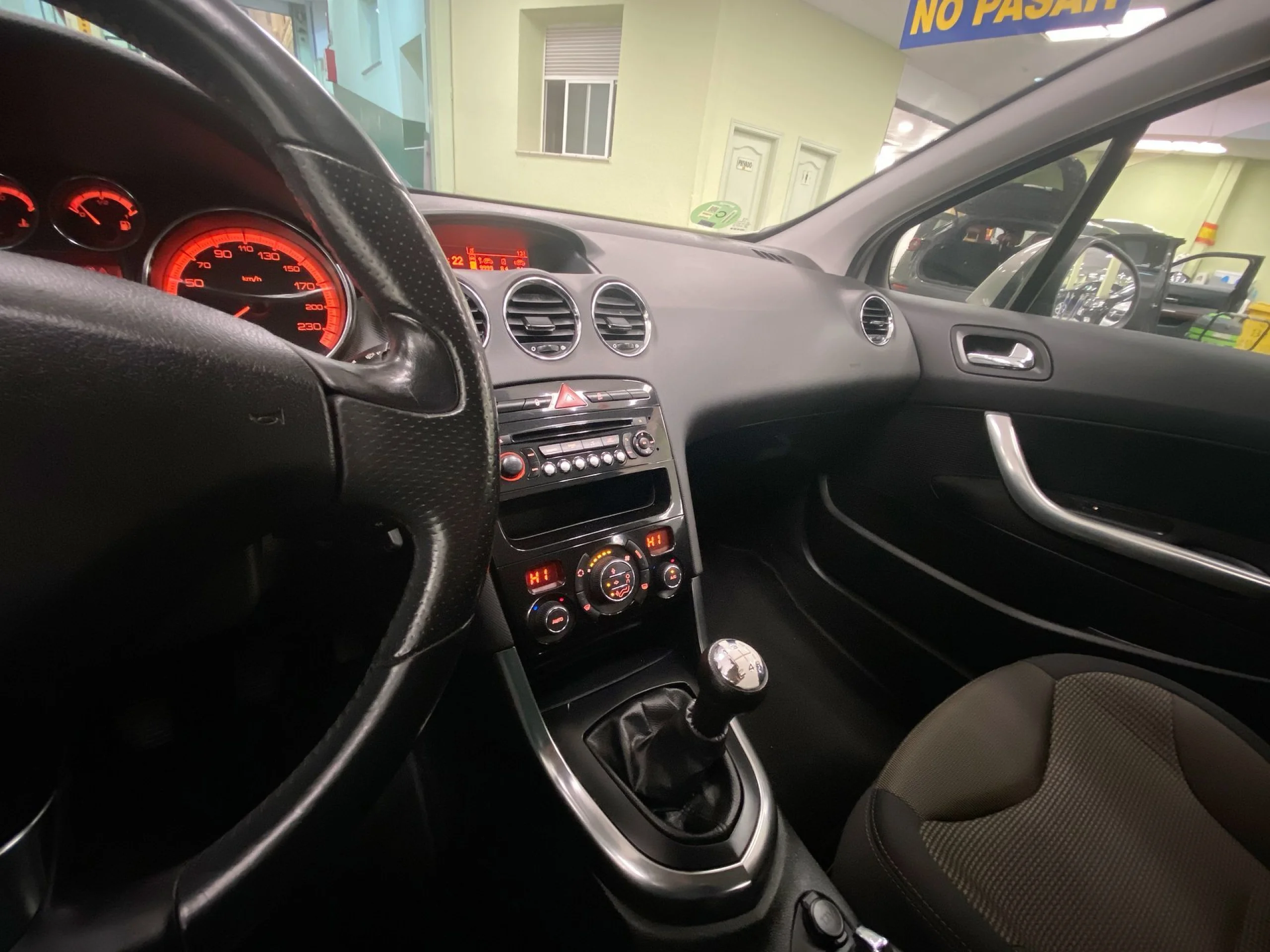 Peugeot 308 1.6 VTi Active 88 kW (120 CV) - Foto 17