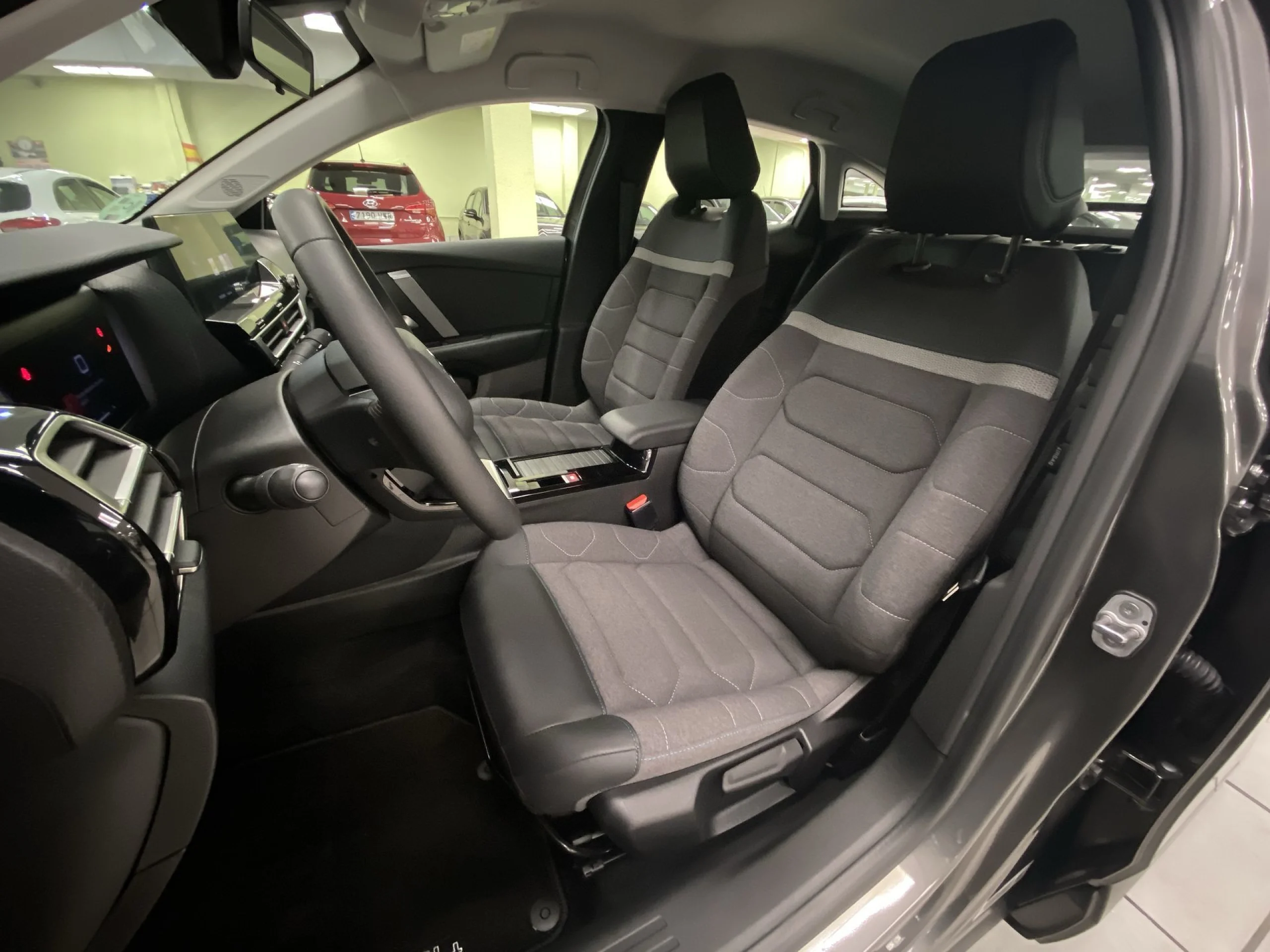 Citroen C4 BlueHDi 110 SANDS Feel Pack 81 kW (110 CV) - Foto 8